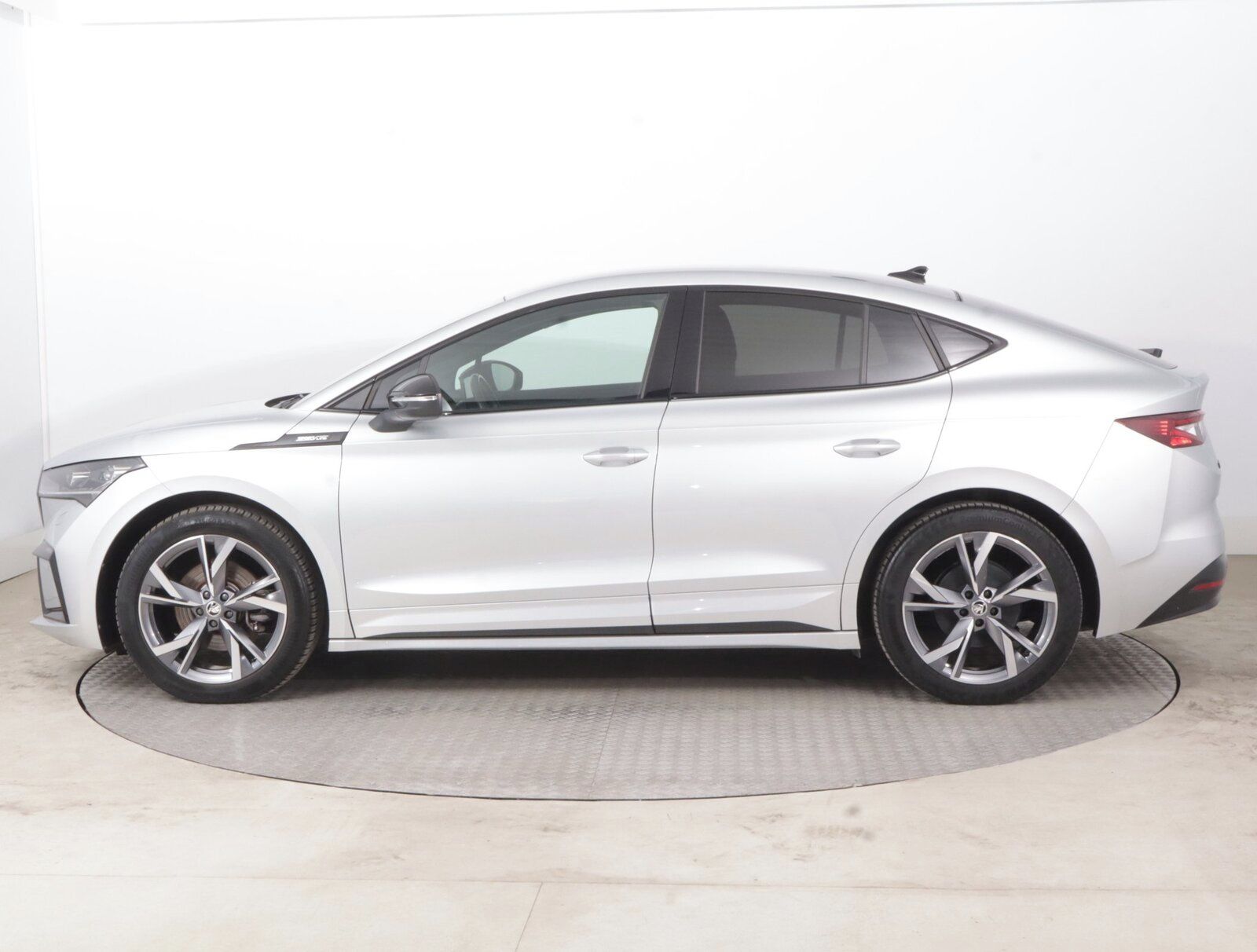Škoda Enyaq Coupé, iV 80 (82 kWh), SoH 98% - fotka 3