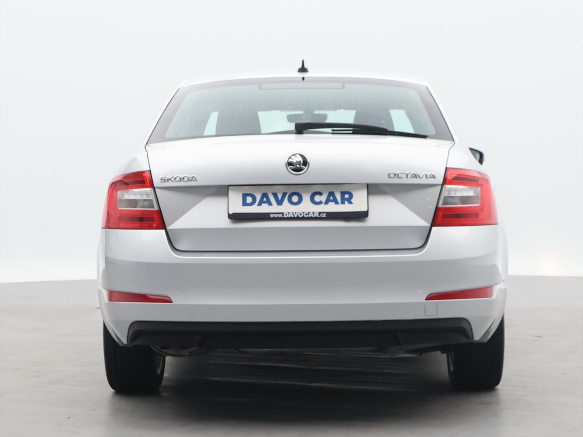 Škoda Octavia, 2,0 TDI 110kW CZ Style Xenon - fotka 6
