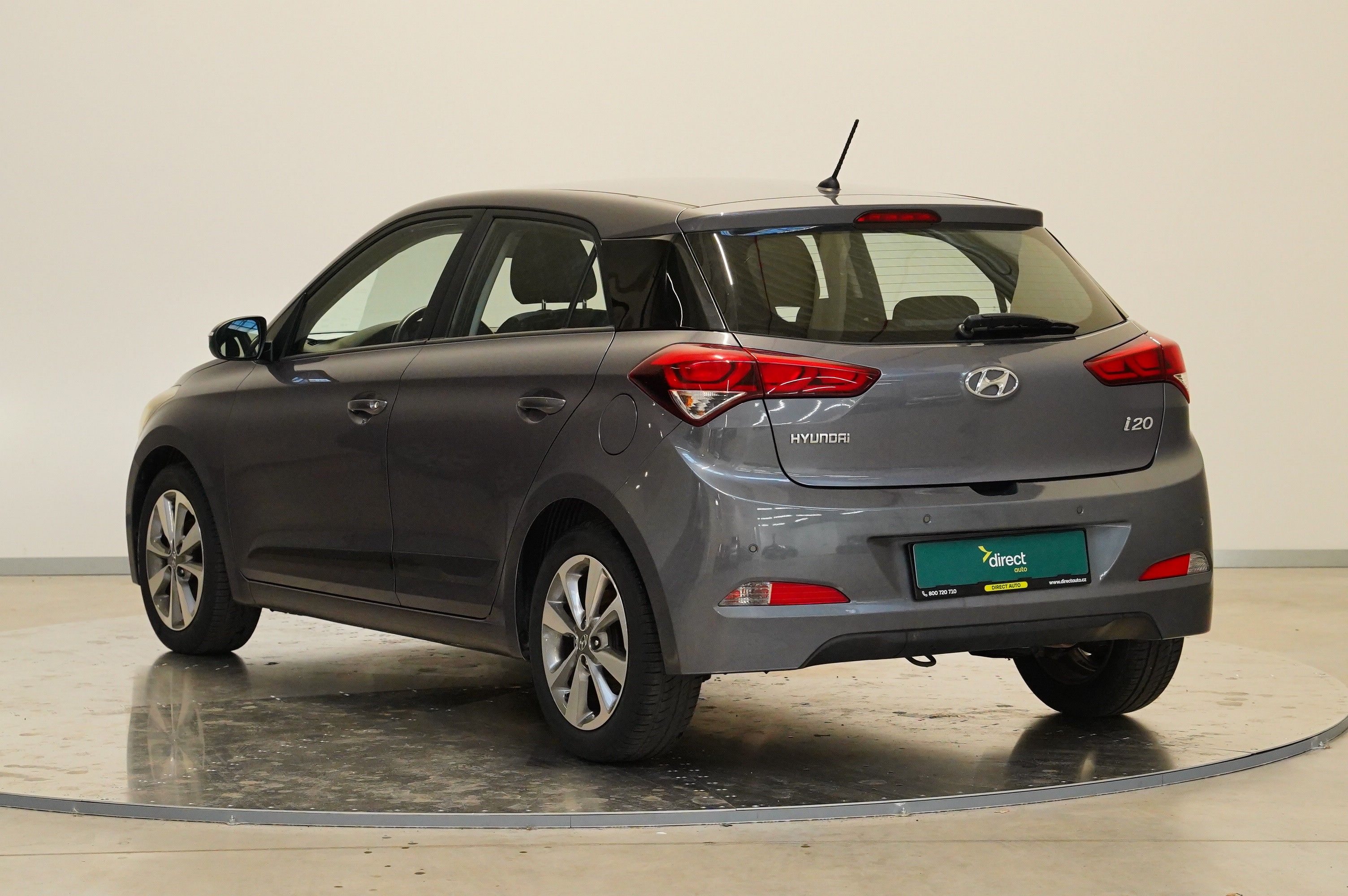 Hyundai i20, 1.2 MPI 62 kW - fotka 4