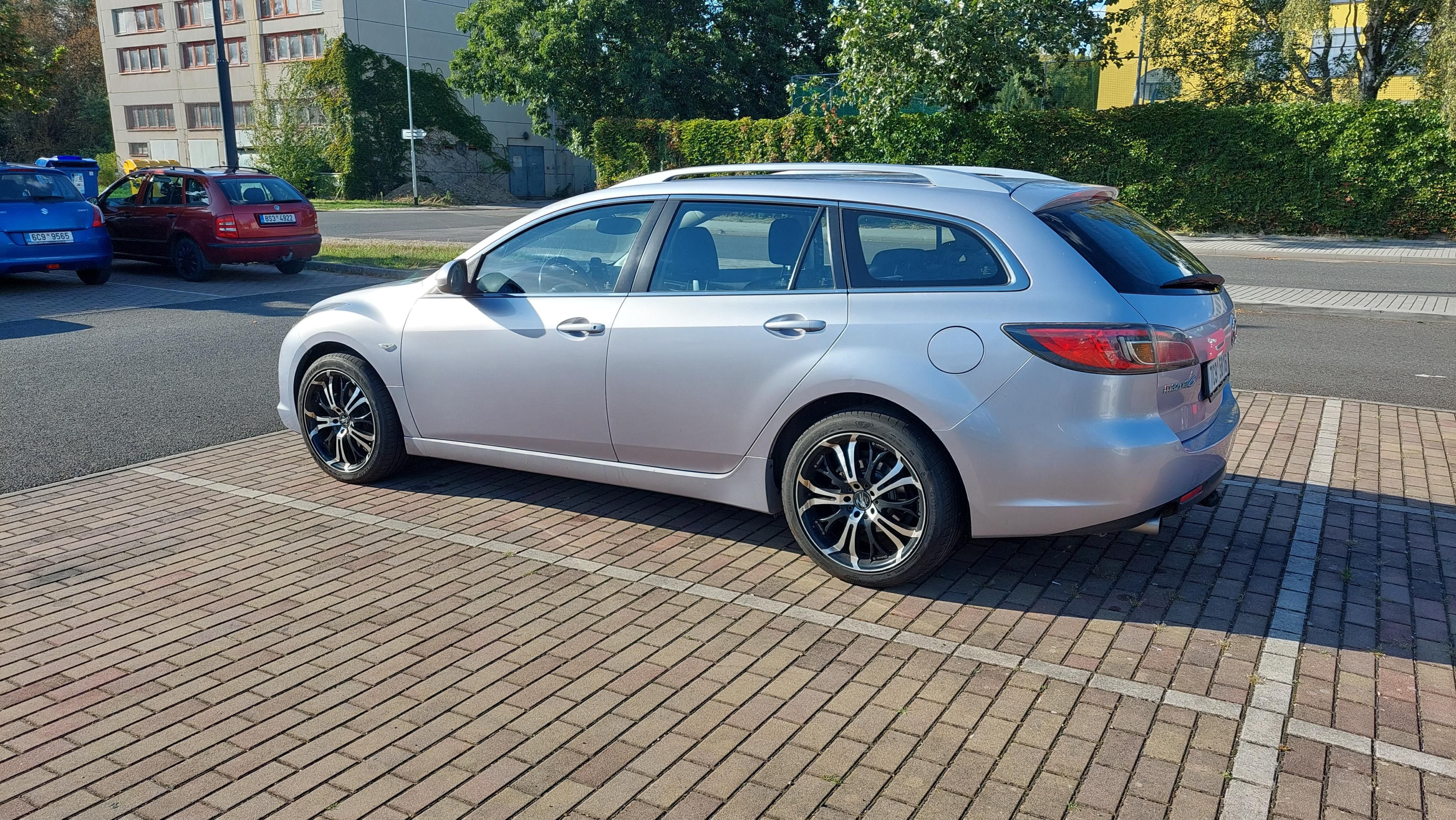 Mazda 6, Kombi 2.0 108 kW - fotka 2