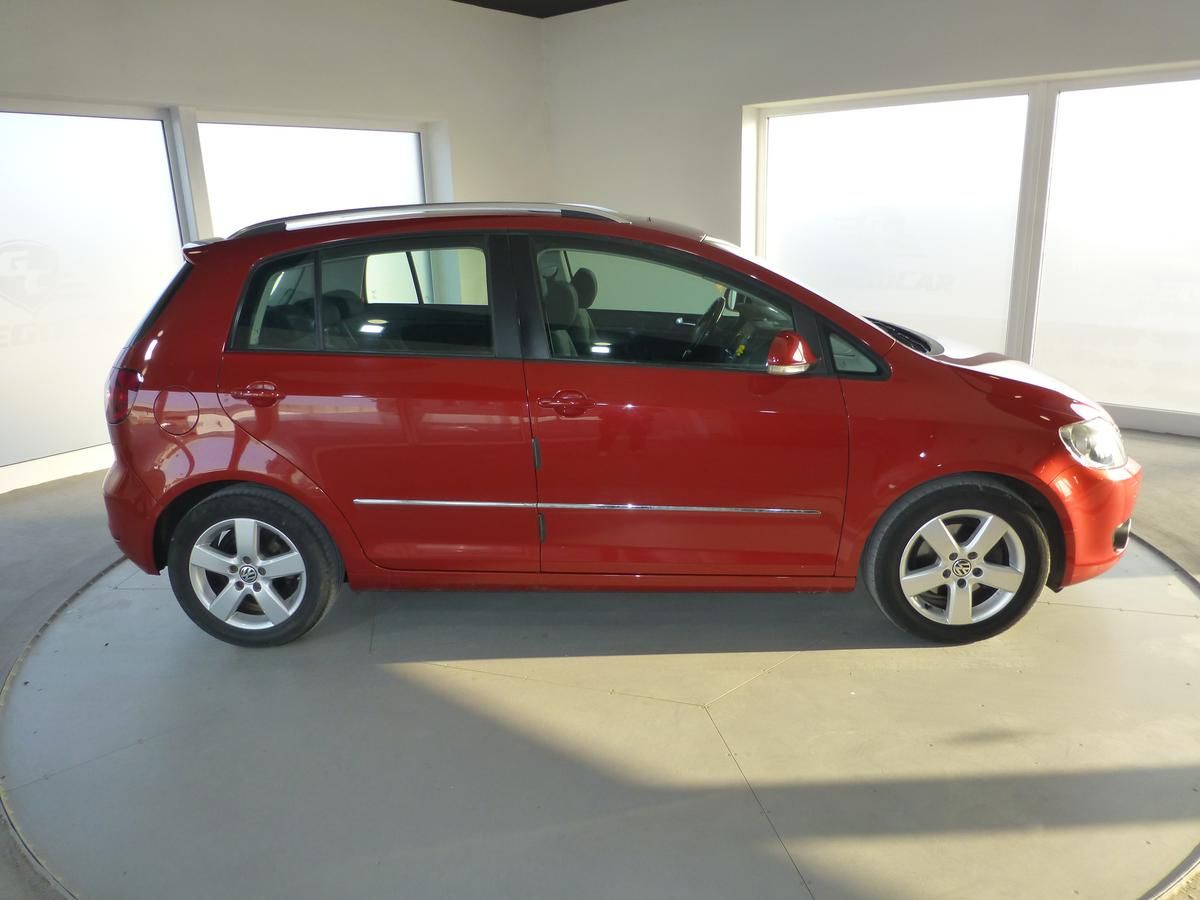 Volkswagen Golf Plus, 1,2TSI*PARK.S**ALU***VYHŘ.SED. - fotka 4