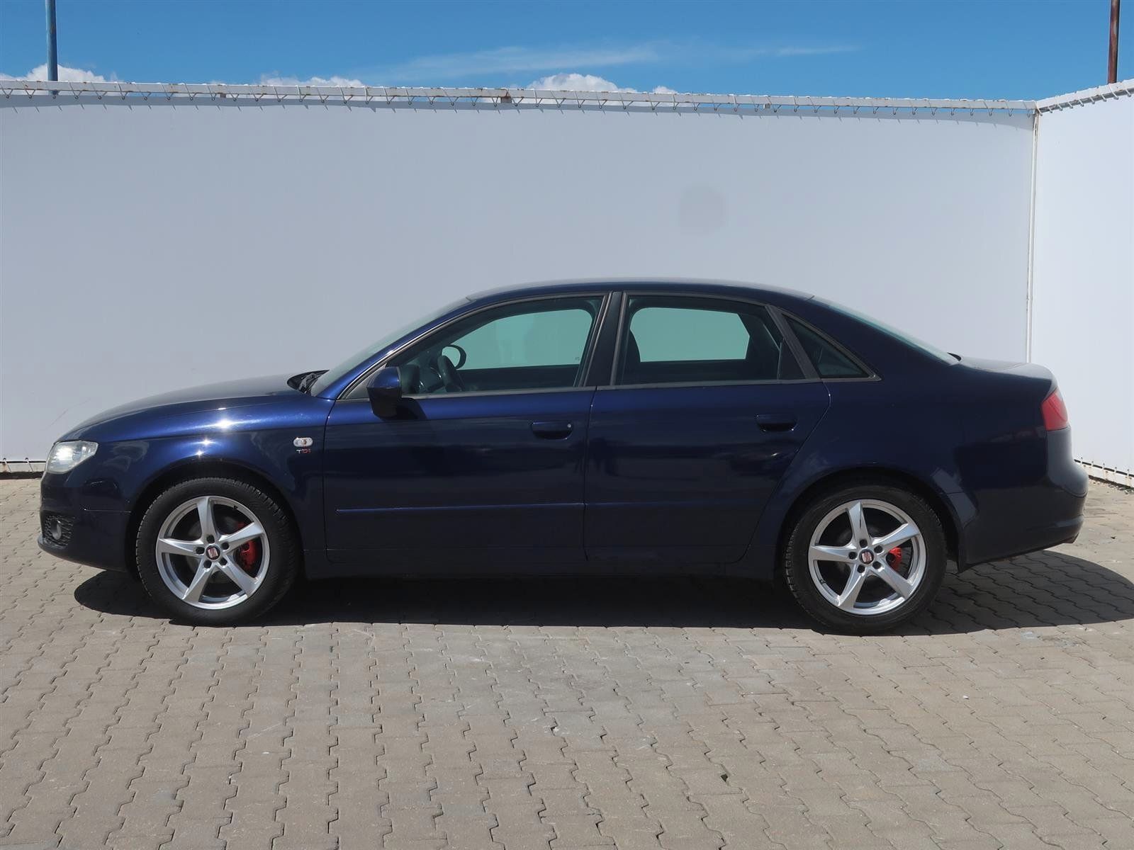 Seat Exeo, 2.0 TDI, Serv.kniha - fotka 3