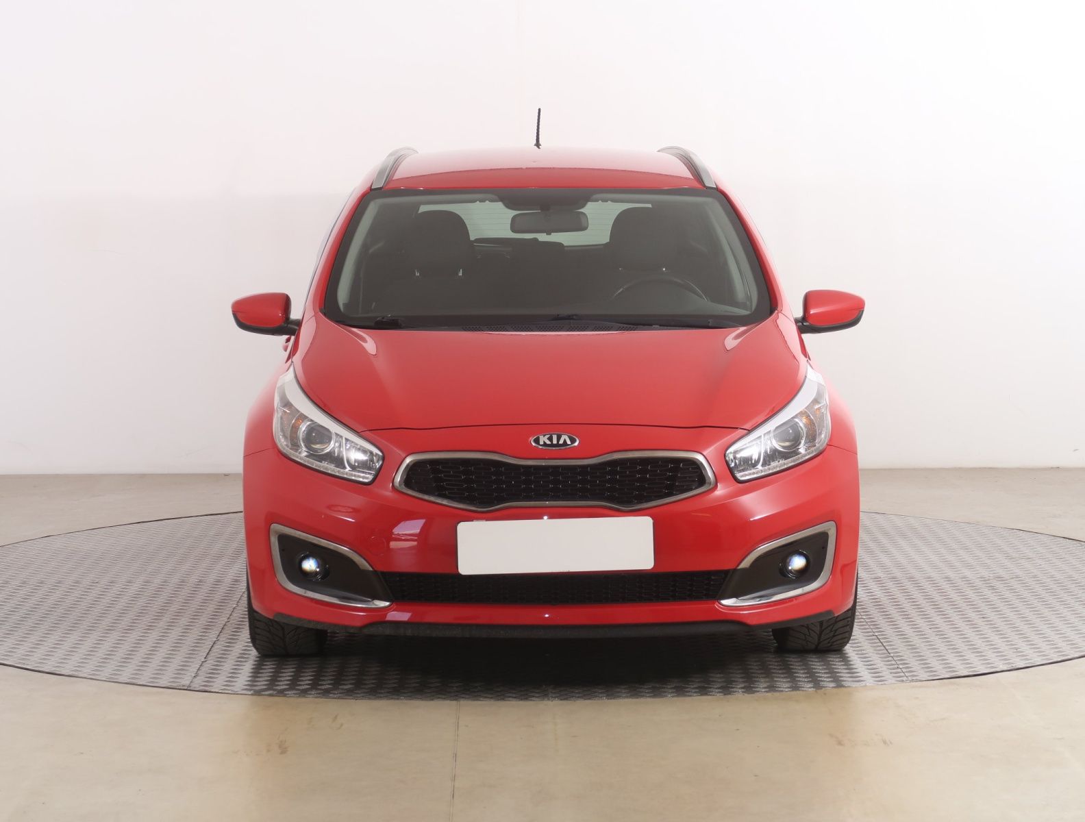 Kia Cee´d, 1.4 CVVT - fotka 2