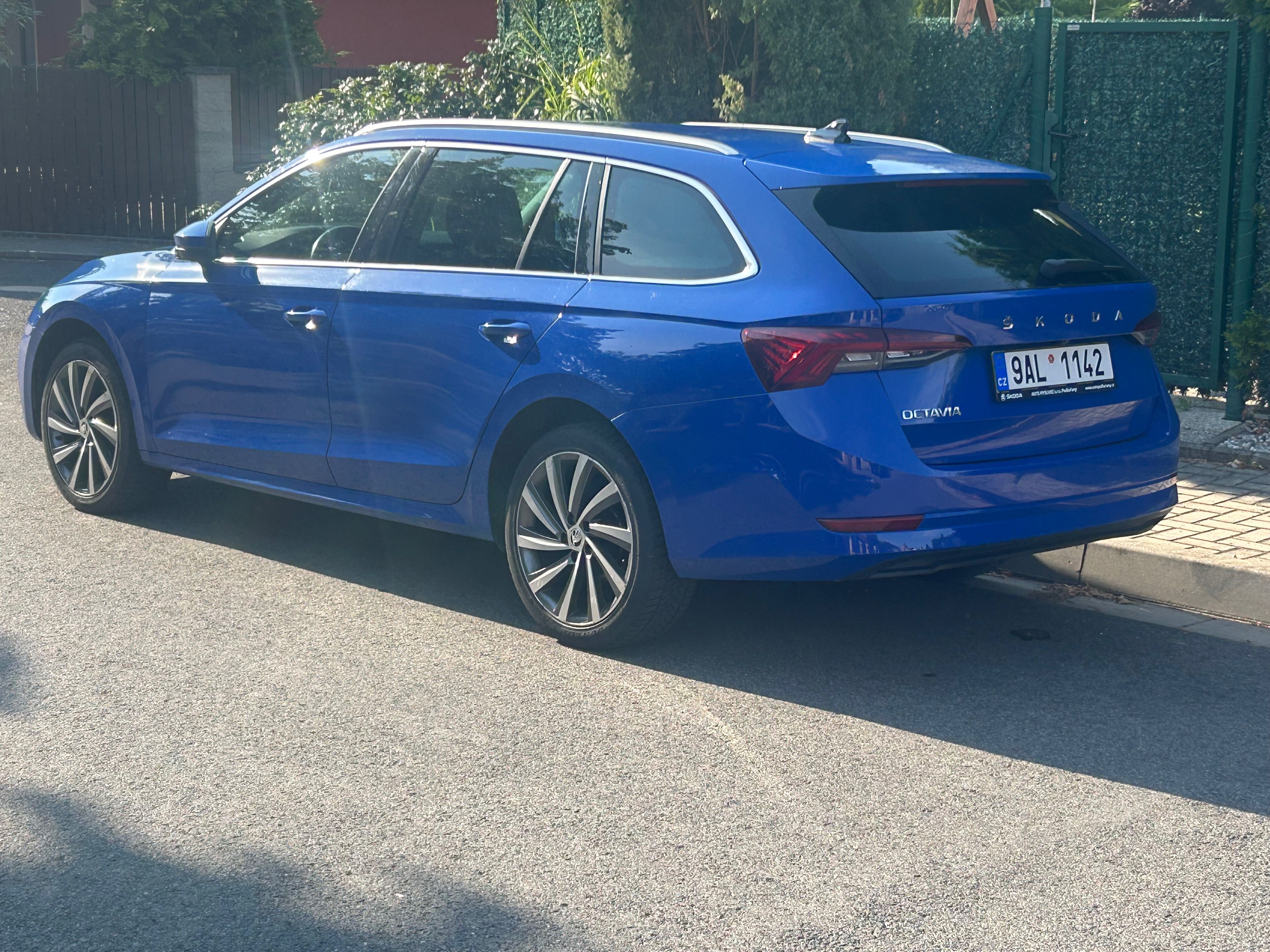Škoda Octavia, 1.5TSi STYLE+ ČR 1maj tažné - fotka 4