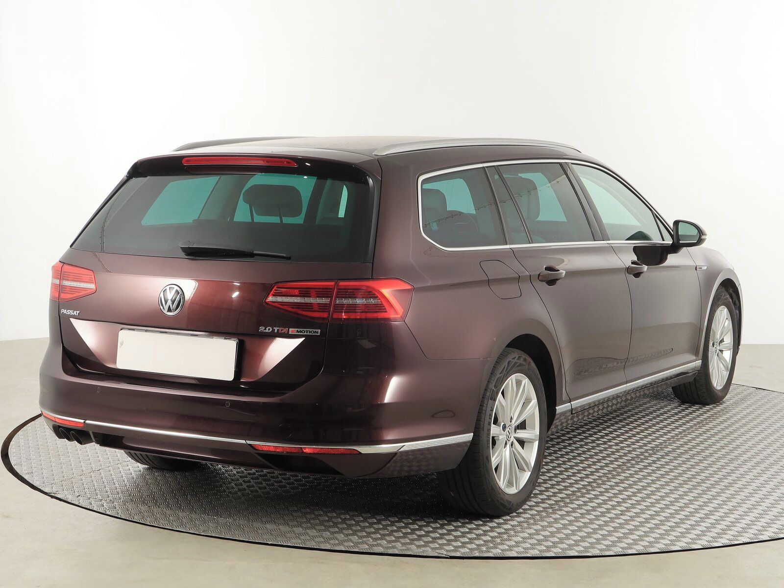 Volkswagen Passat, 2.0 TDI, Highline, 4X4 - fotka 5