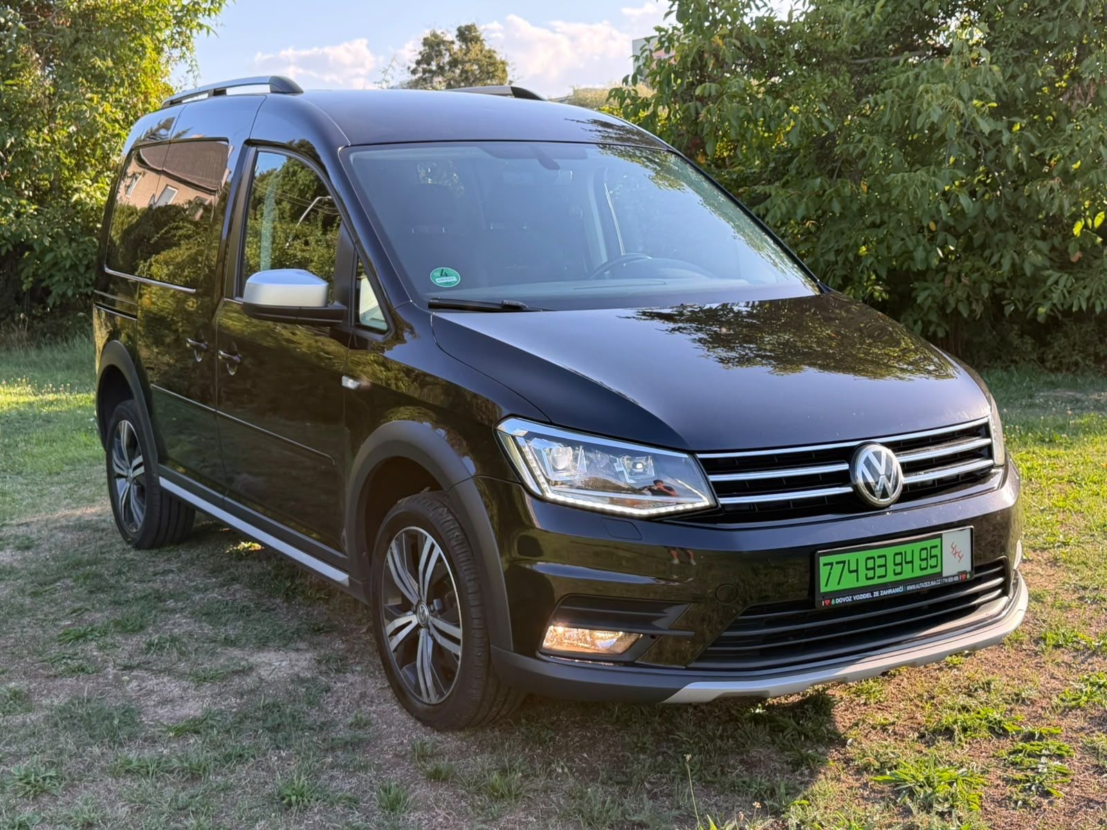 Volkswagen Caddy, ALLTRACK 2,0 TDI 4x4- TOP STAV - fotka 3