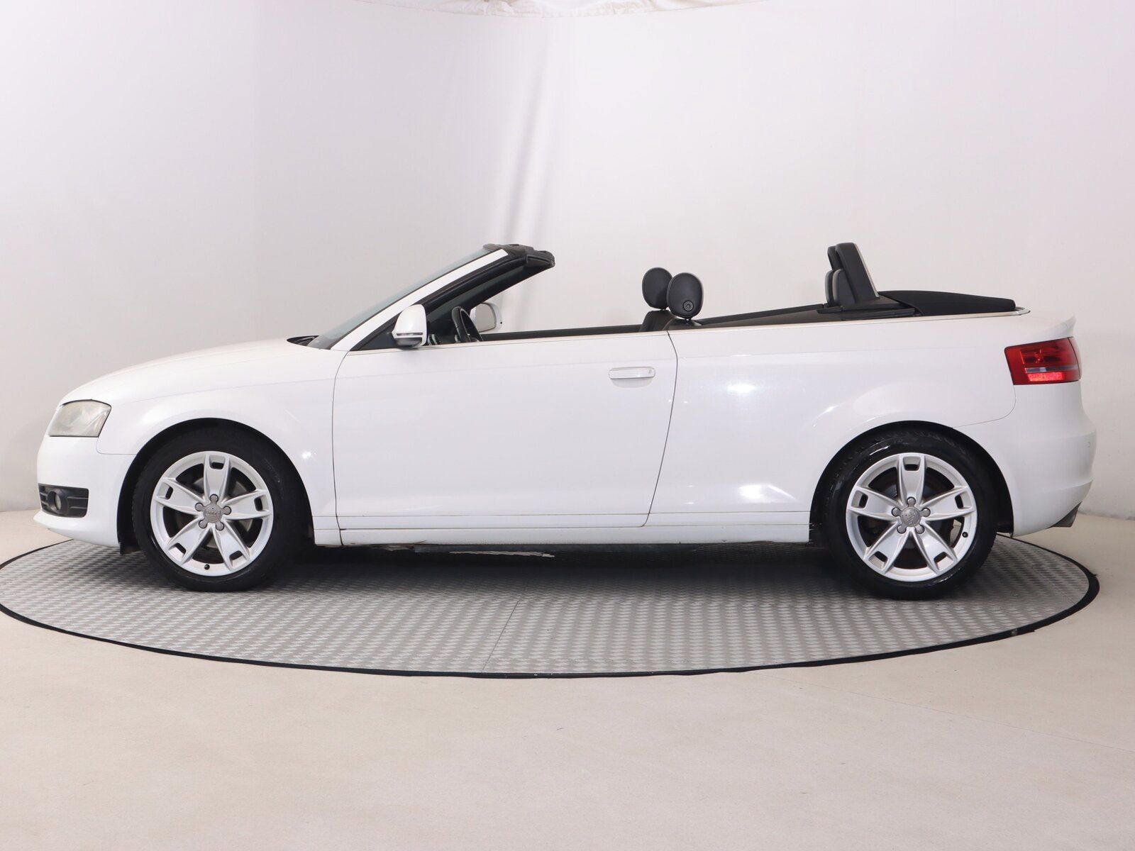 Audi A3, 2.0 TDI - fotka 3