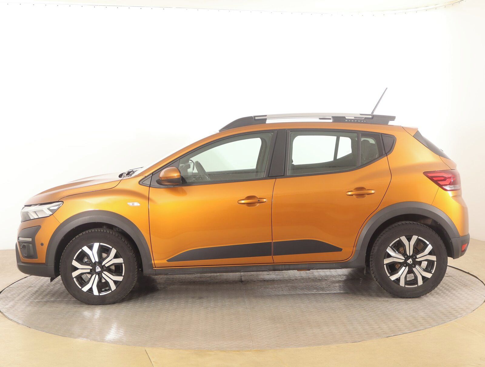 Dacia Sandero, 1.0 TCe, Automat, Serv.kniha - fotka 3