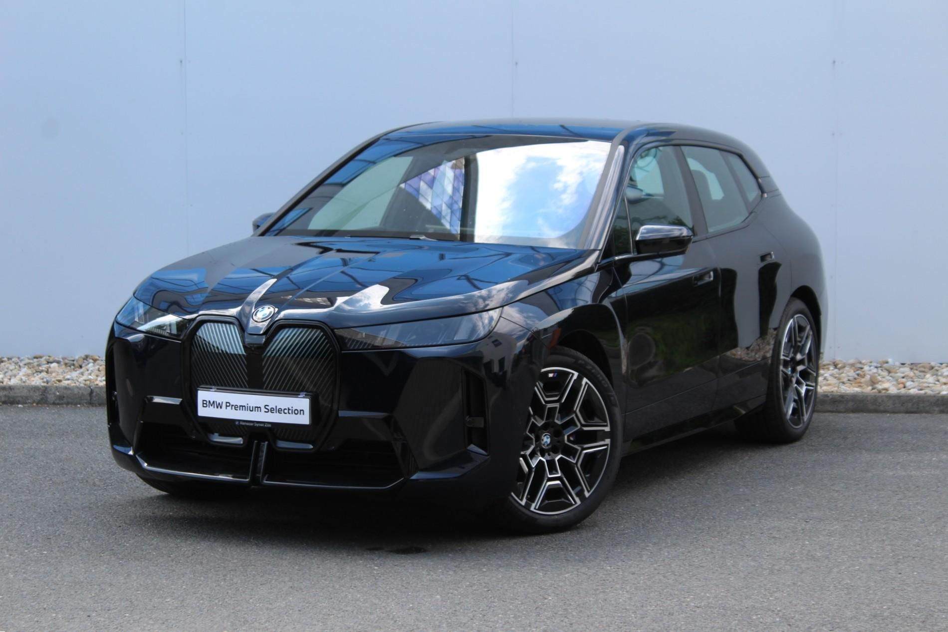 BMW iX, xDrive45, 300kW