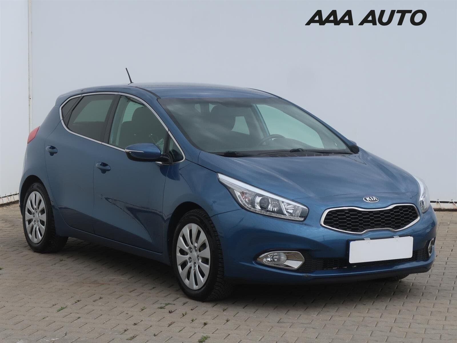 Kia Cee´d, 1.4 CVVT, Gold, Serv.kniha