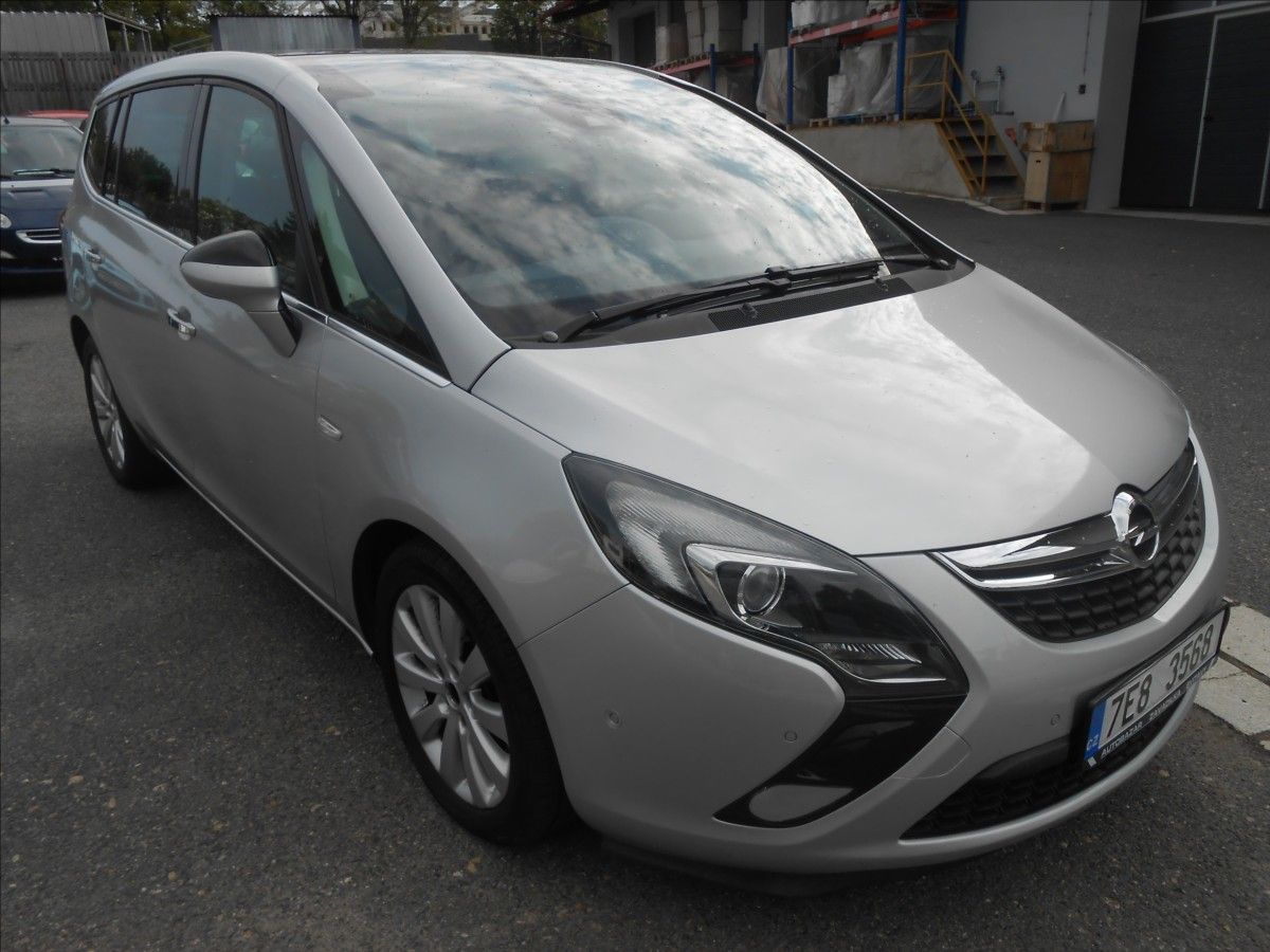 Opel Zafira, 1,4 Tourer 103KW 7Míst - fotka 3