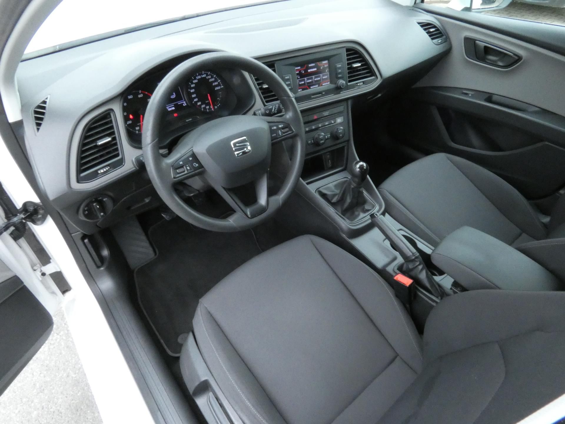 Seat Leon, 1,2 TSI 63KW - fotka 5