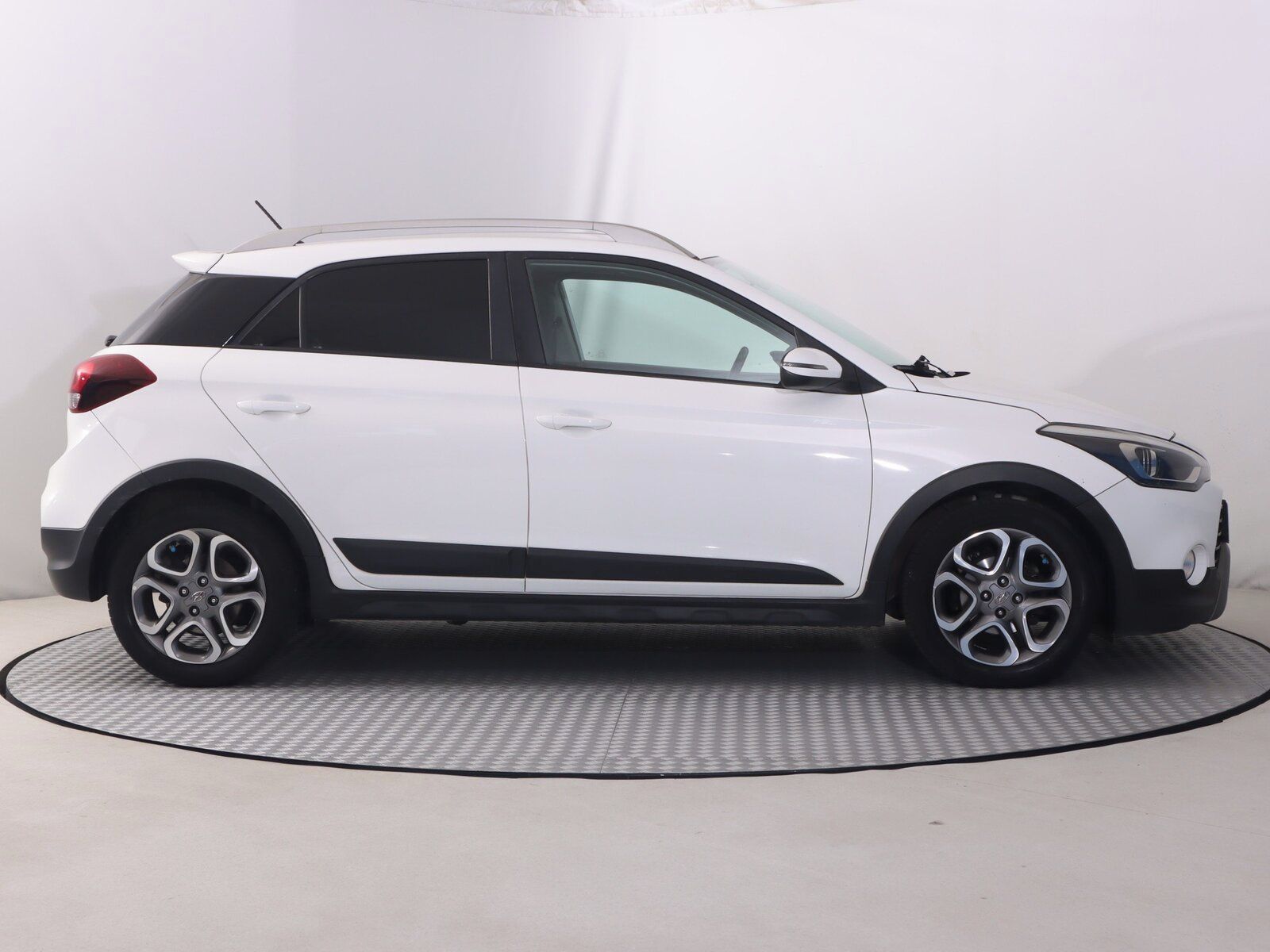 Hyundai i20, 1.0 T-GDI, Serv.kniha - fotka 6