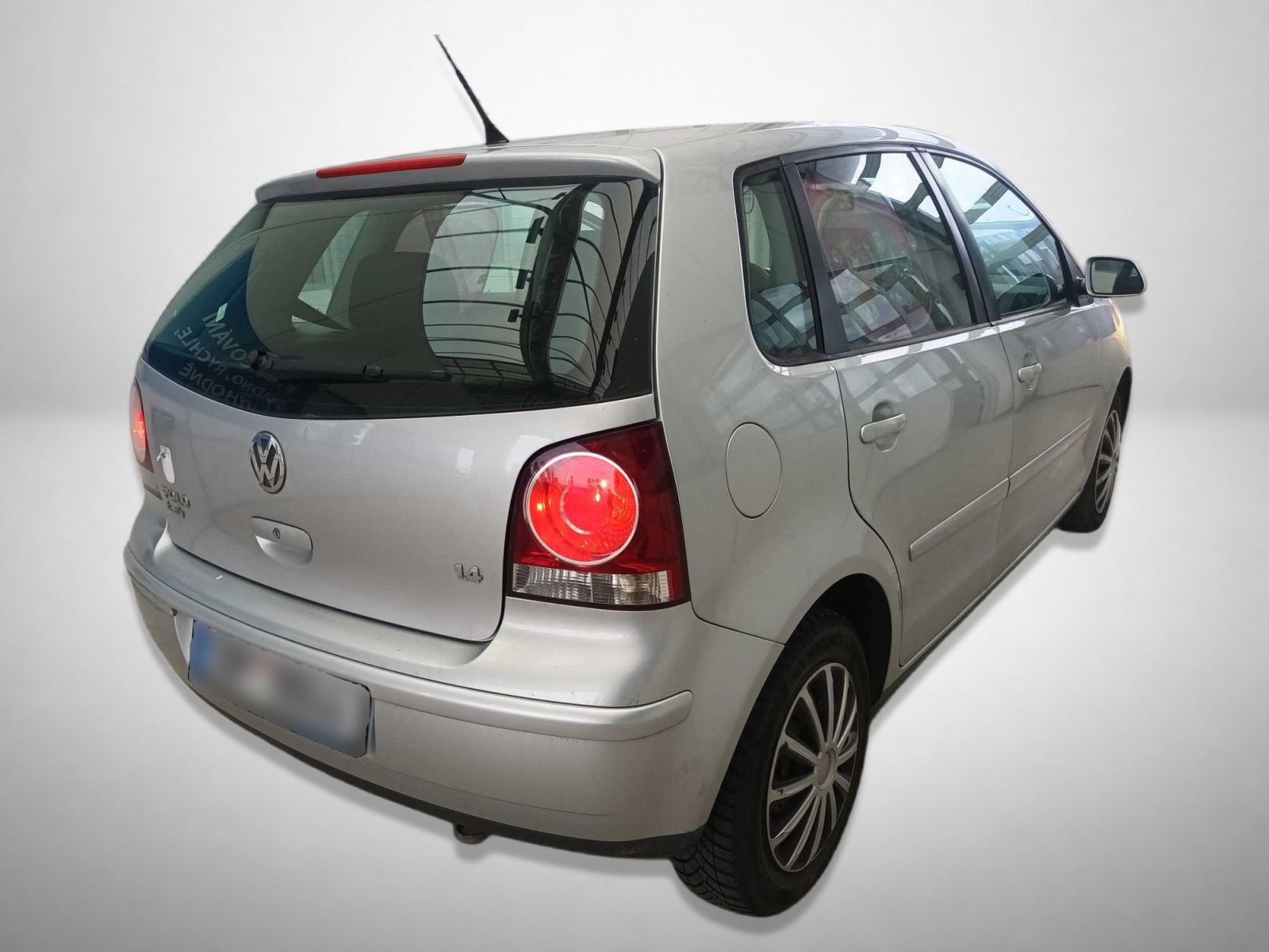Volkswagen Polo, 1.4 16V, Automatická klima - fotka 2