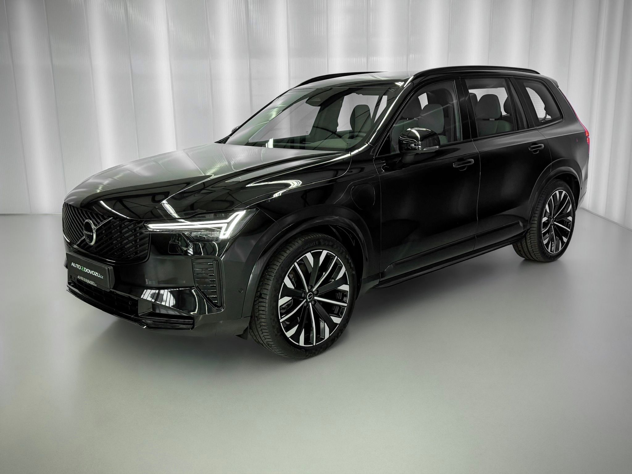 Volvo XC90, T8 AWD DARK PLUS, CHARCOAL, VZ