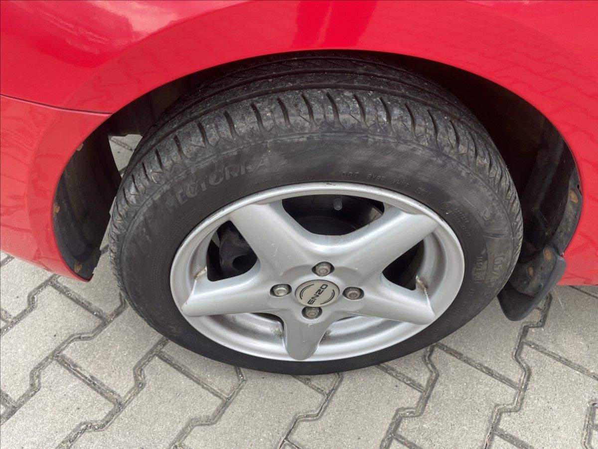 Kia Picanto, 1,0 i 1.MAJITELKA ČR - fotka 6