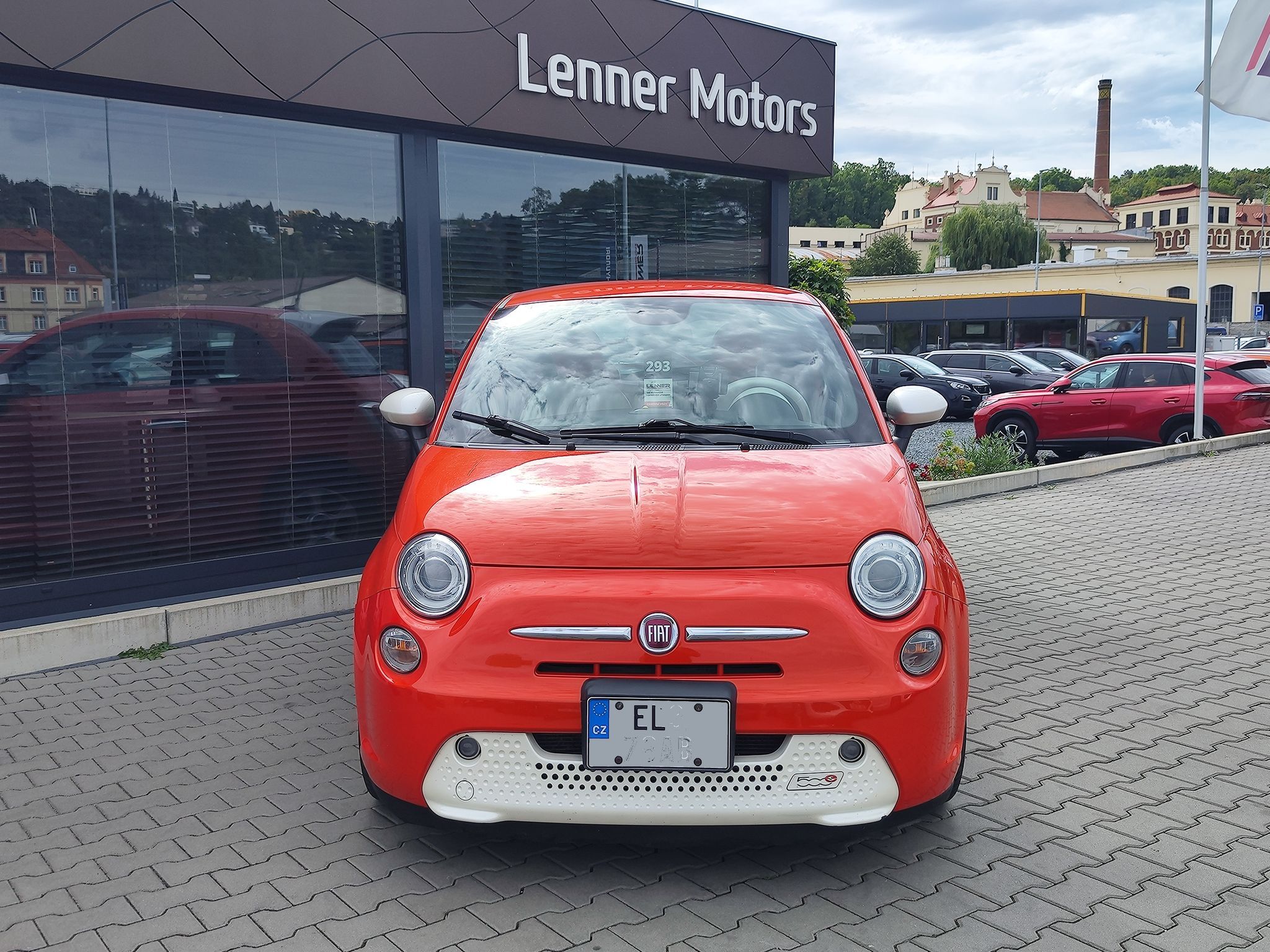 Fiat 500E, EV/83kW A/T DIGI KLIMA - fotka 2