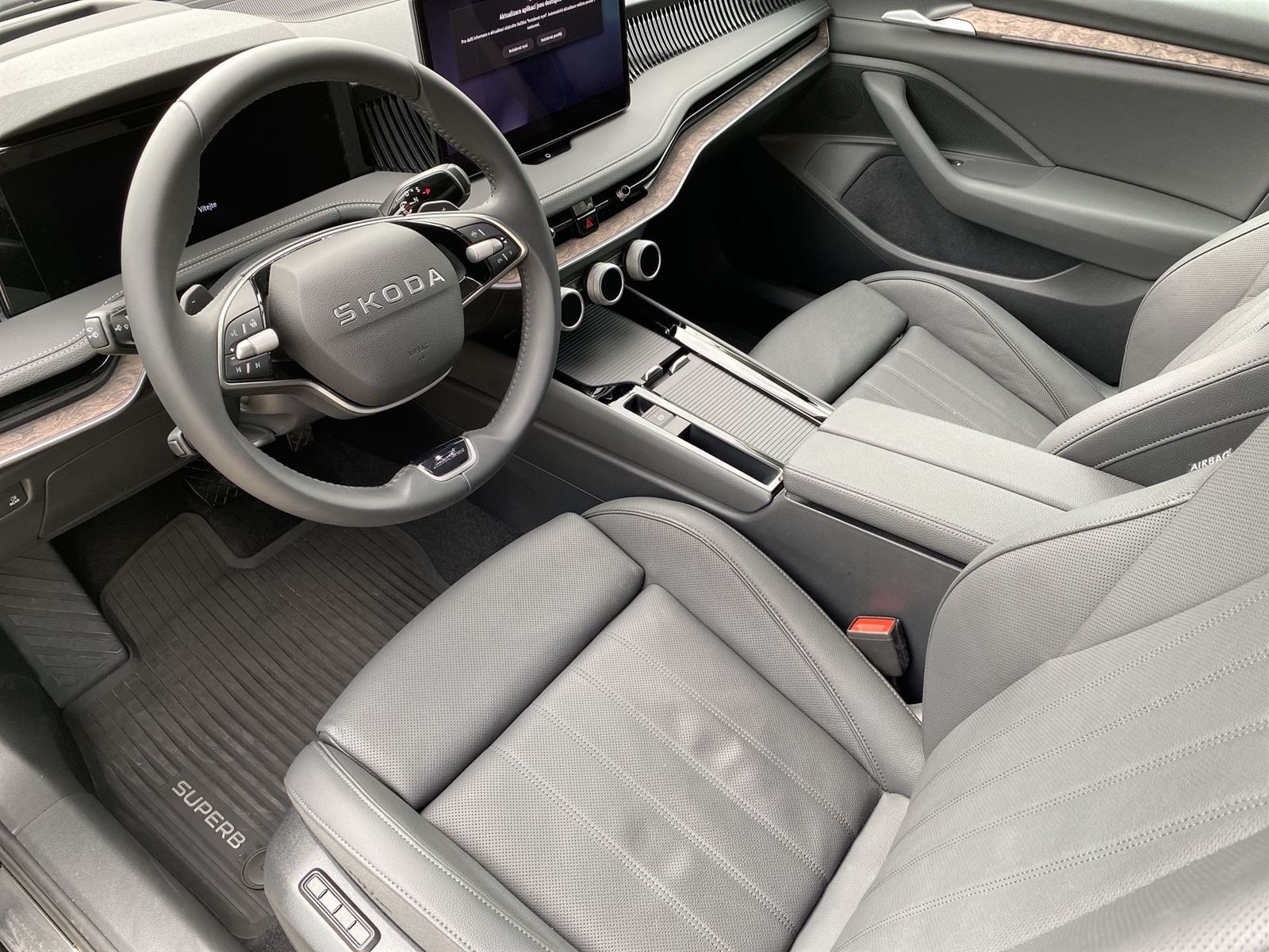 Škoda Superb, 1.5 TSI iV DSG L&K - fotka 6