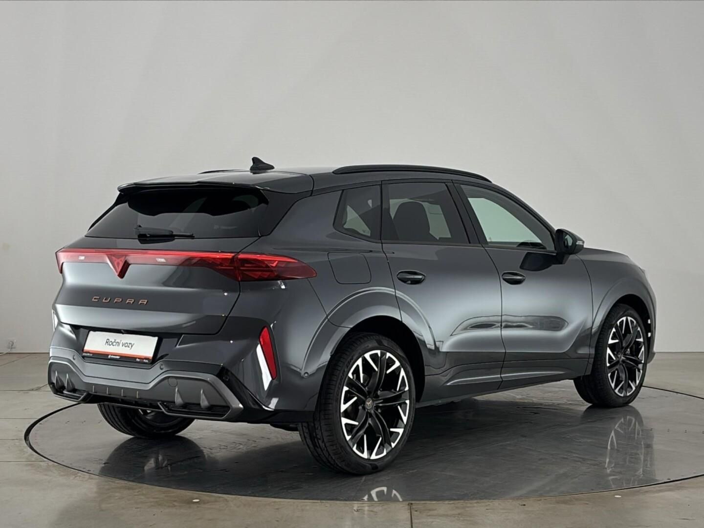 Cupra Terramar, 2.0 TSI / 150 kW 4WD DSG - fotka 2
