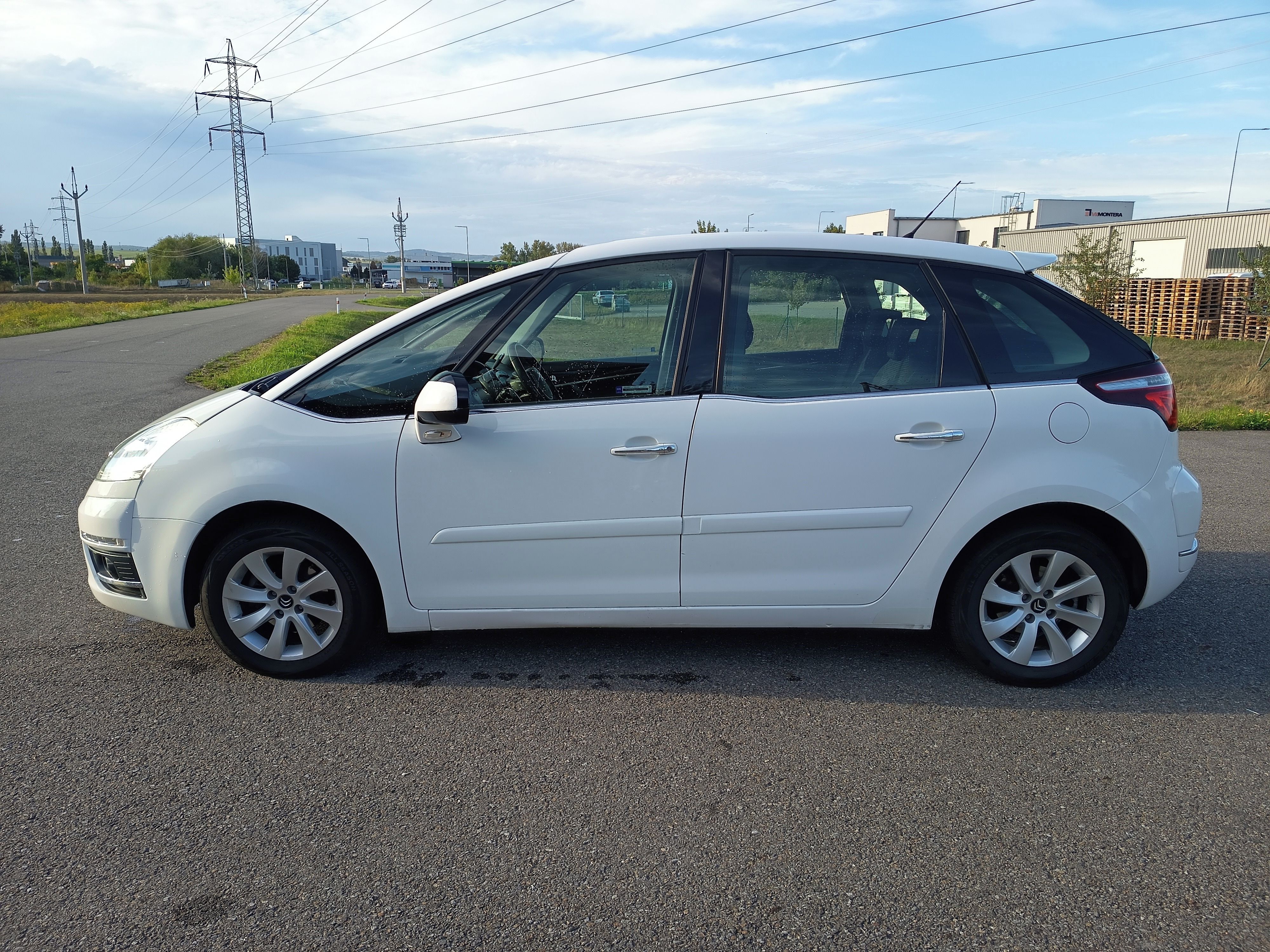 Citroën C4 Picasso, Citroën C4 Picasso 1.6HDi 82kW - fotka 4