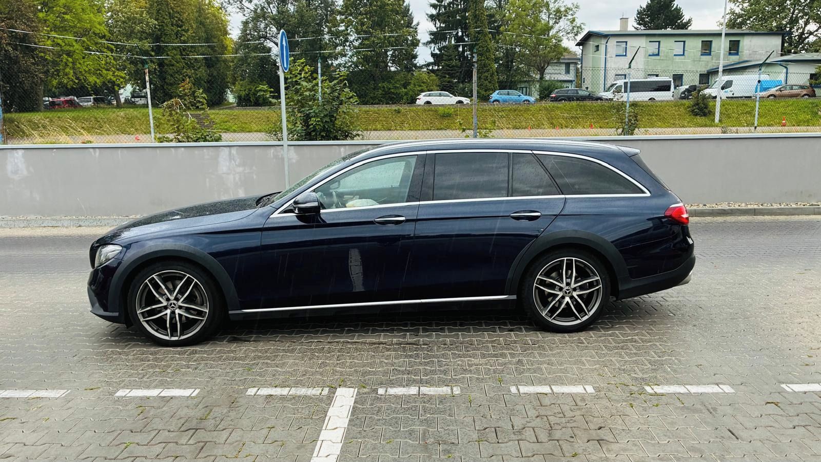 Mercedes-Benz Třídy E, Mercedes E Allterrain 220 - fotka 6