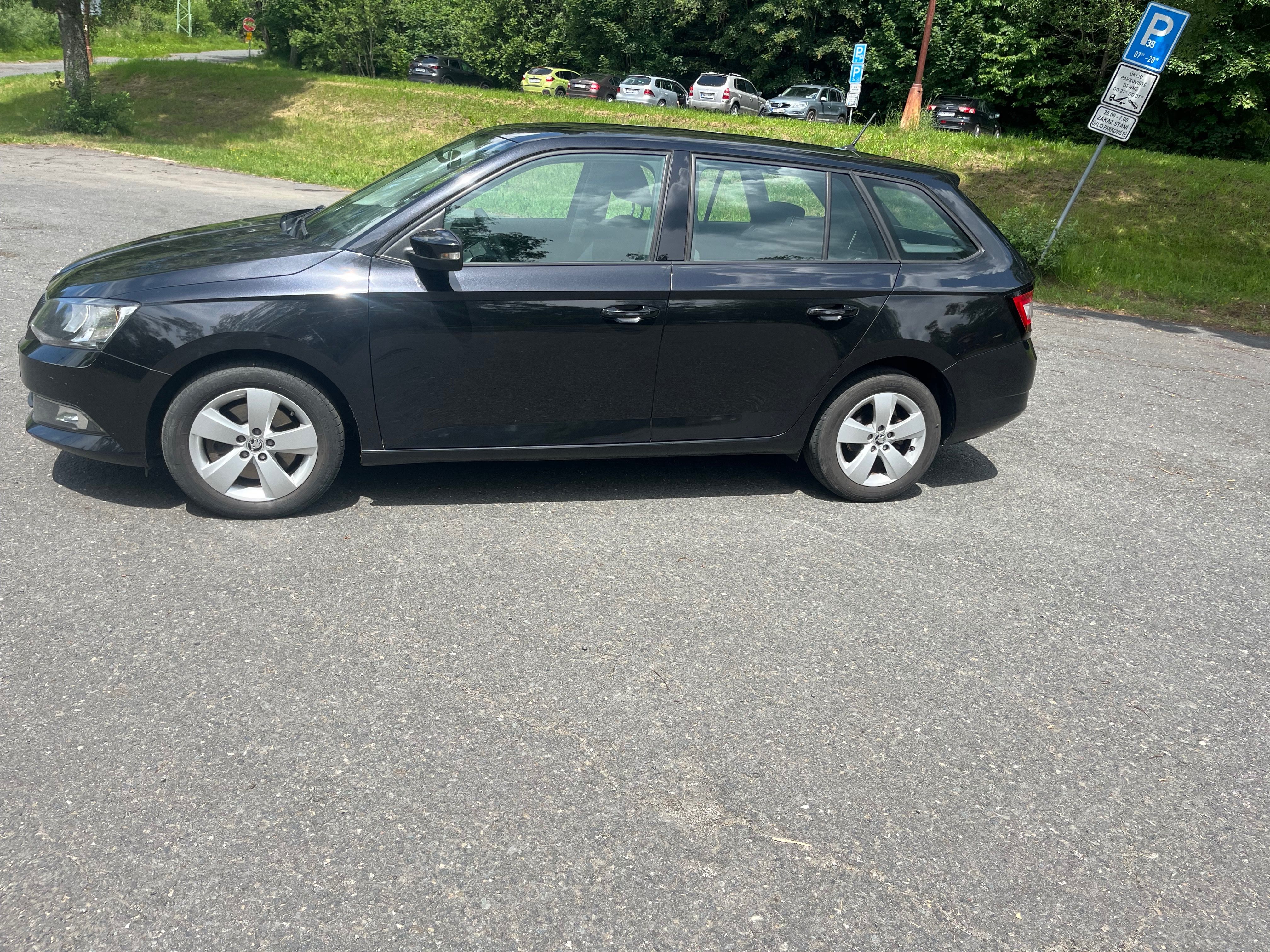 Škoda Fabia, 1.2TSI 81KW-serviska,nebourané - fotka 2