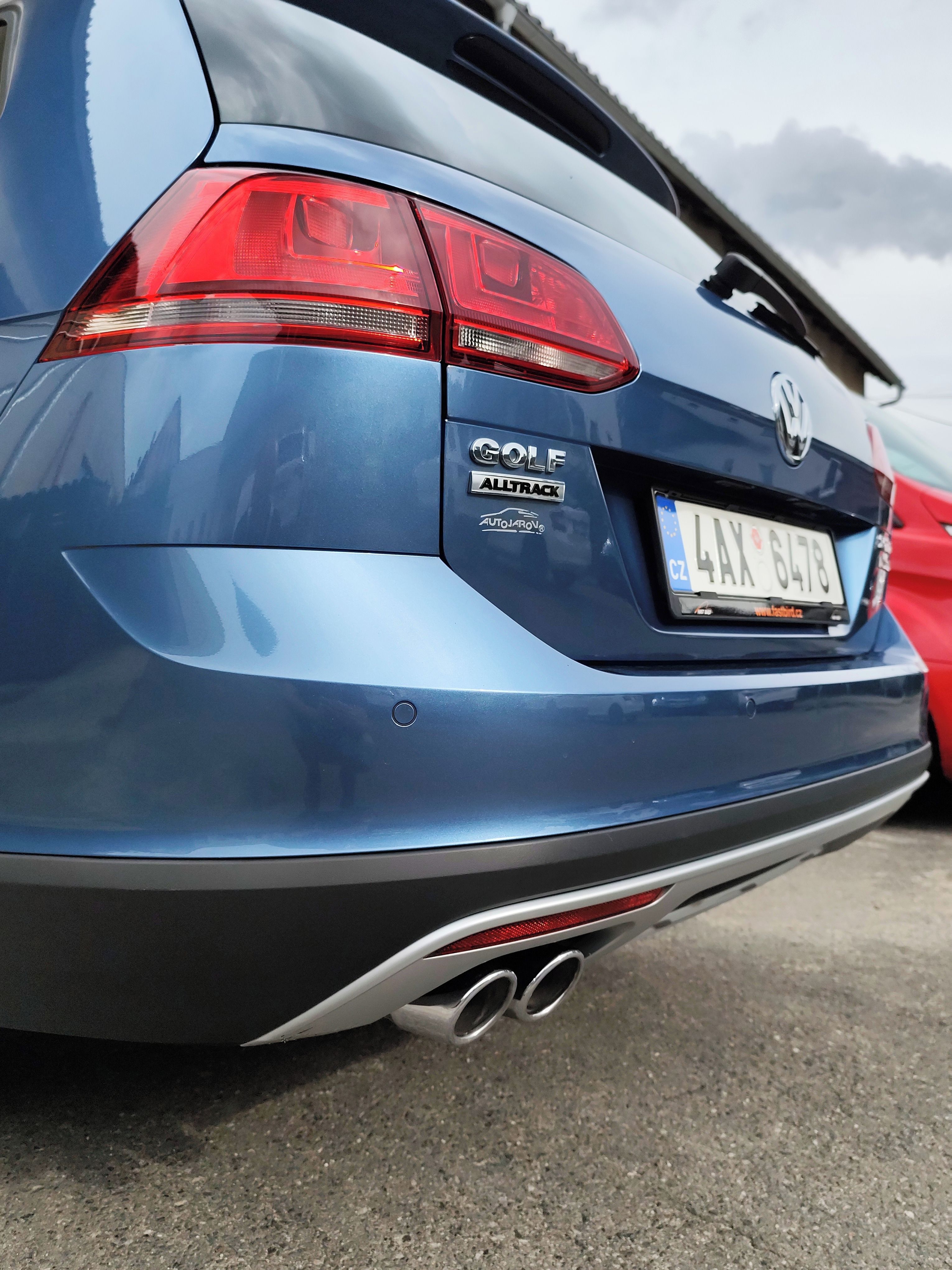 Volkswagen Golf, ALLTRACK 4Motion černy inteiér - fotka 5
