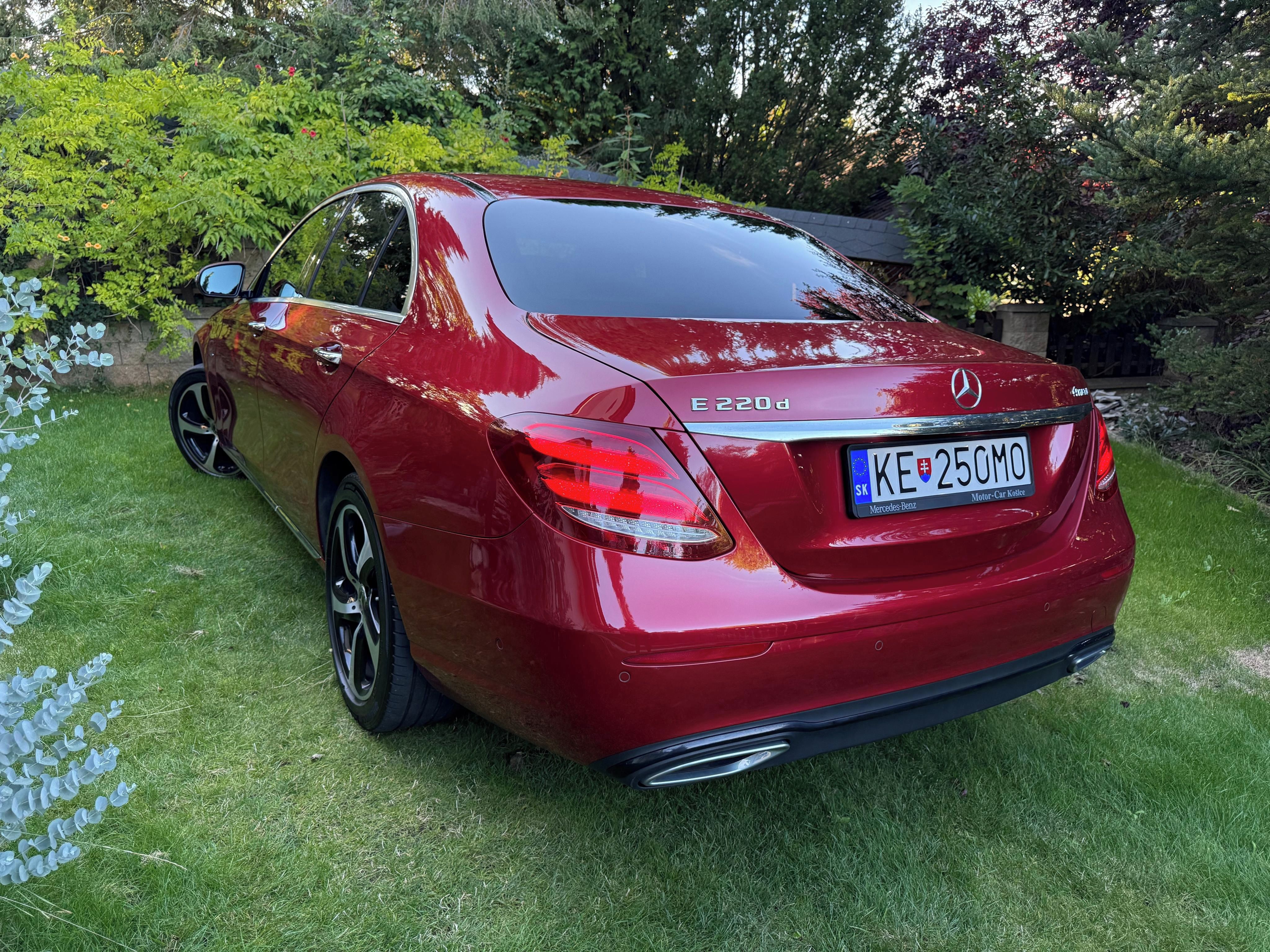 Mercedes-Benz Třídy E, Mercedes E d 4MATIC Sportline - fotka 3