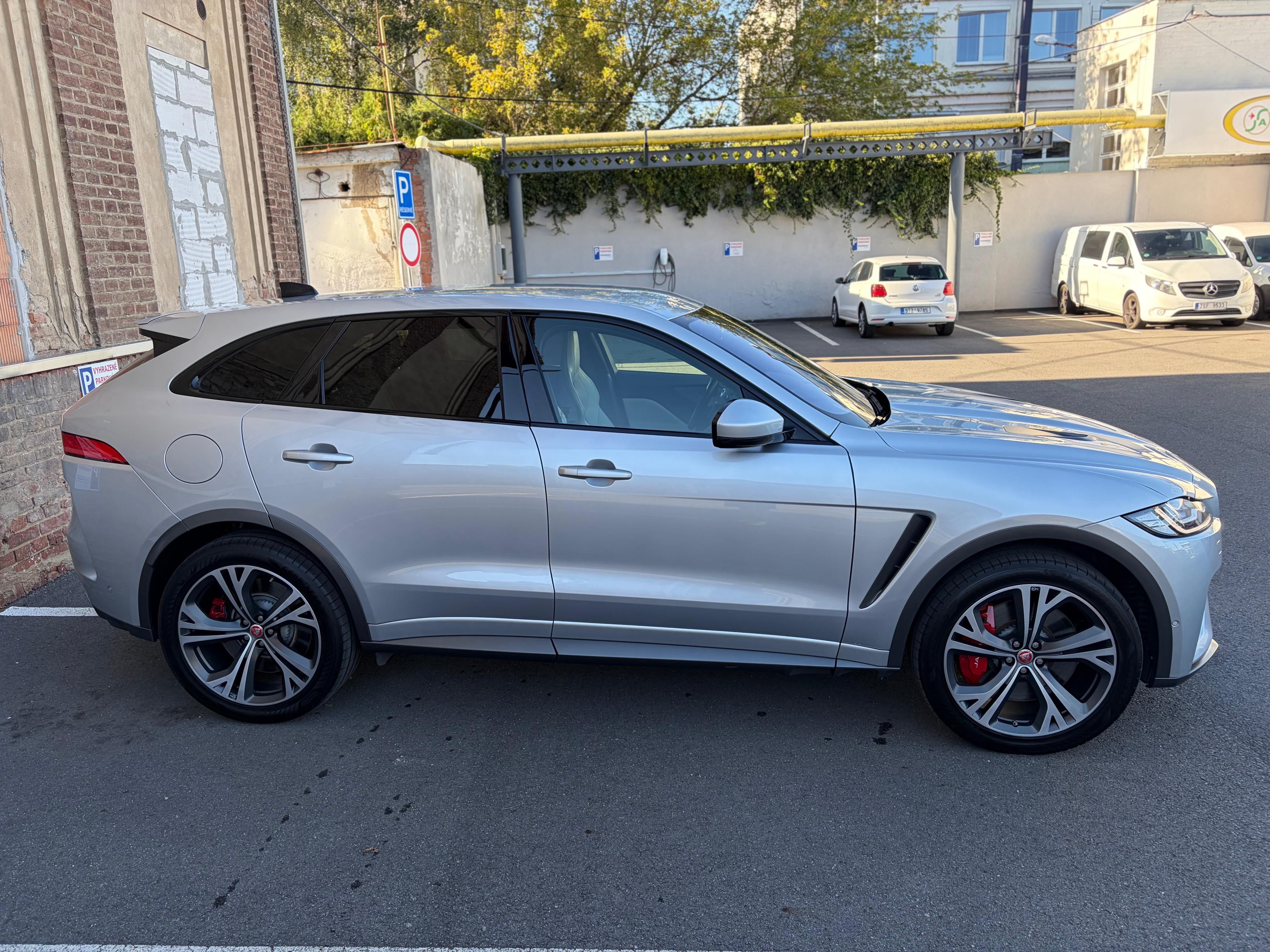 Jaguar F-Pace, SVR 5.0 V8 | 405 kW | 550 k - fotka 5