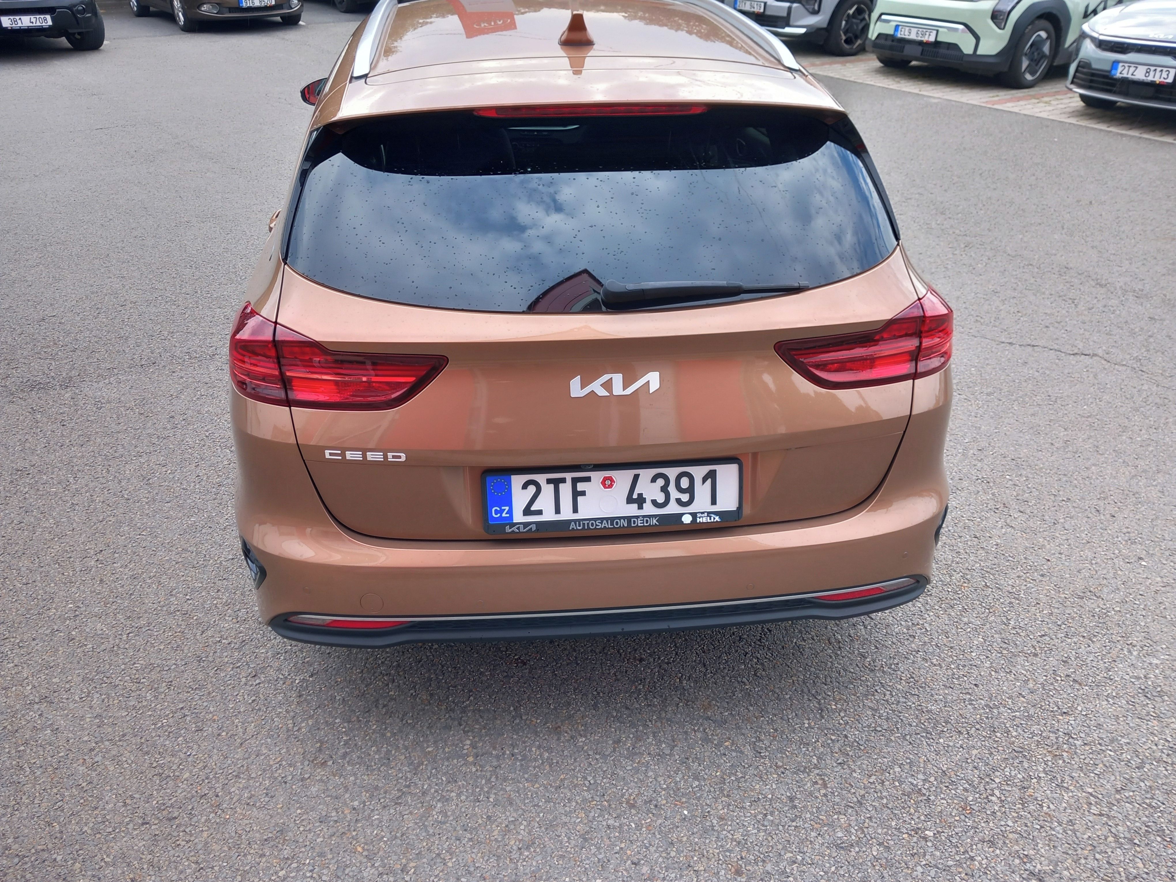 Kia Cee´d SW, Ceed SW 1.5 T-GDi 118 kW TOP - fotka 5