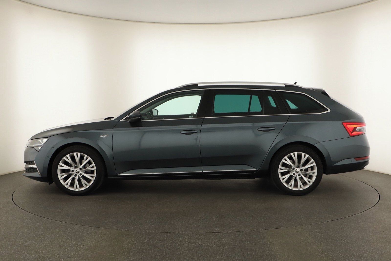 Škoda Superb, iV 1.4 TSI PHEV - fotka 3
