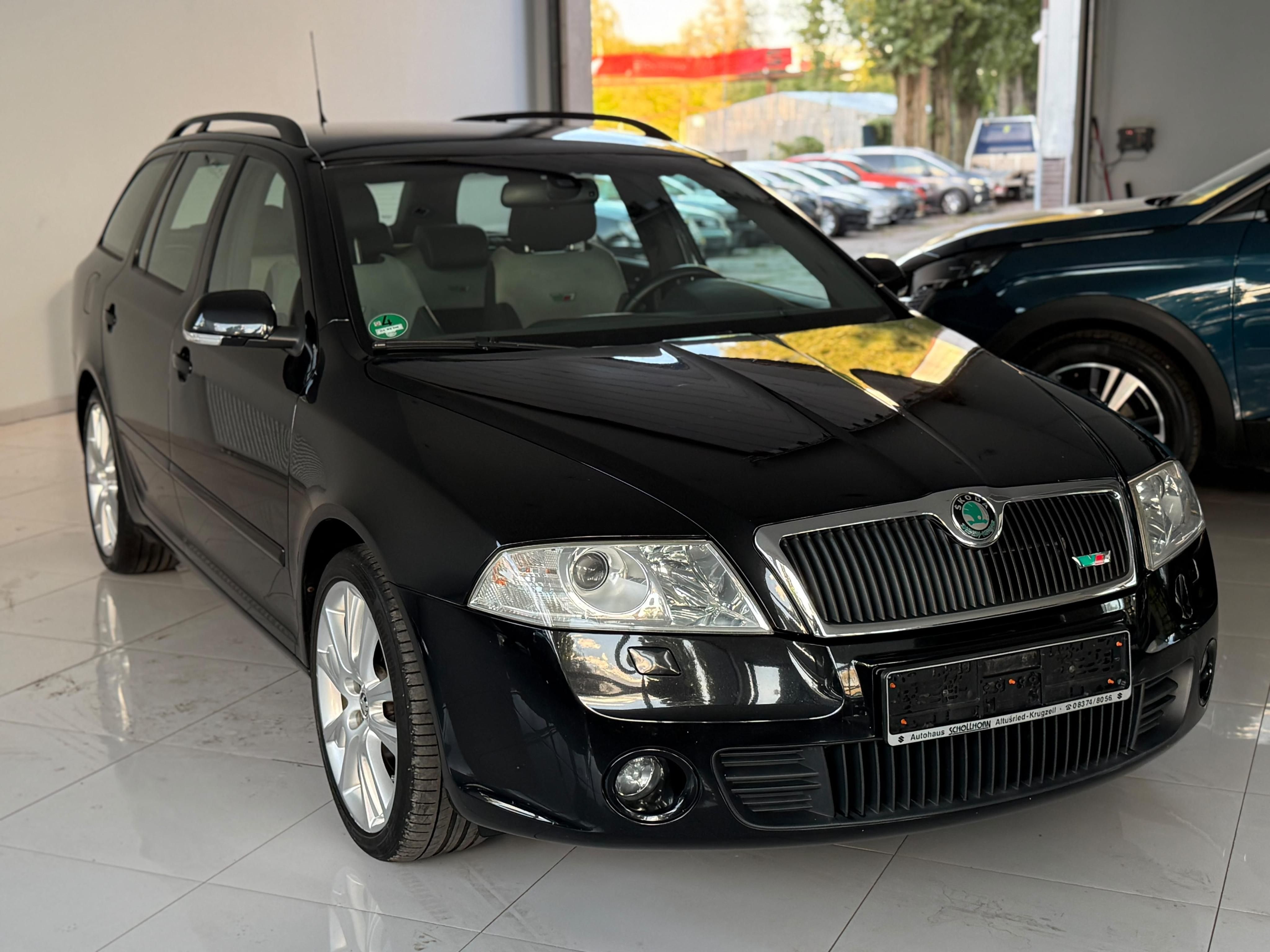 Škoda Octavia, VRS 2.0 TFSI 147 kW | SERVIS - fotka 2