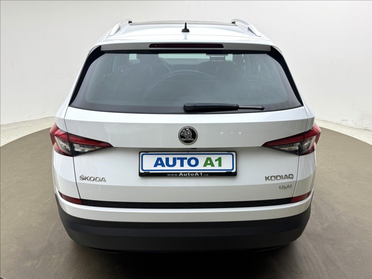 Škoda Kodiaq, 2,0 DSG 4X4 CANTON ACC 360° - fotka 5