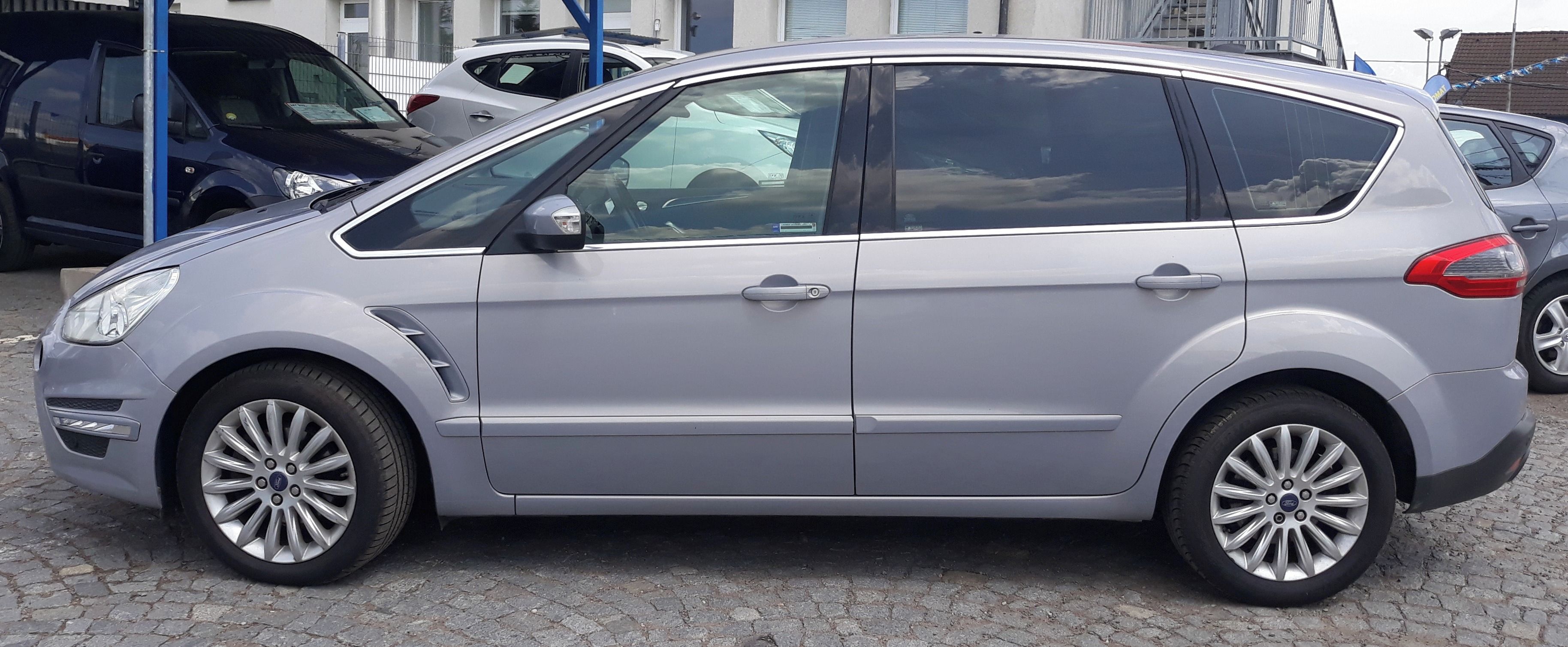 Ford S-MAX, 2.2 - fotka 2