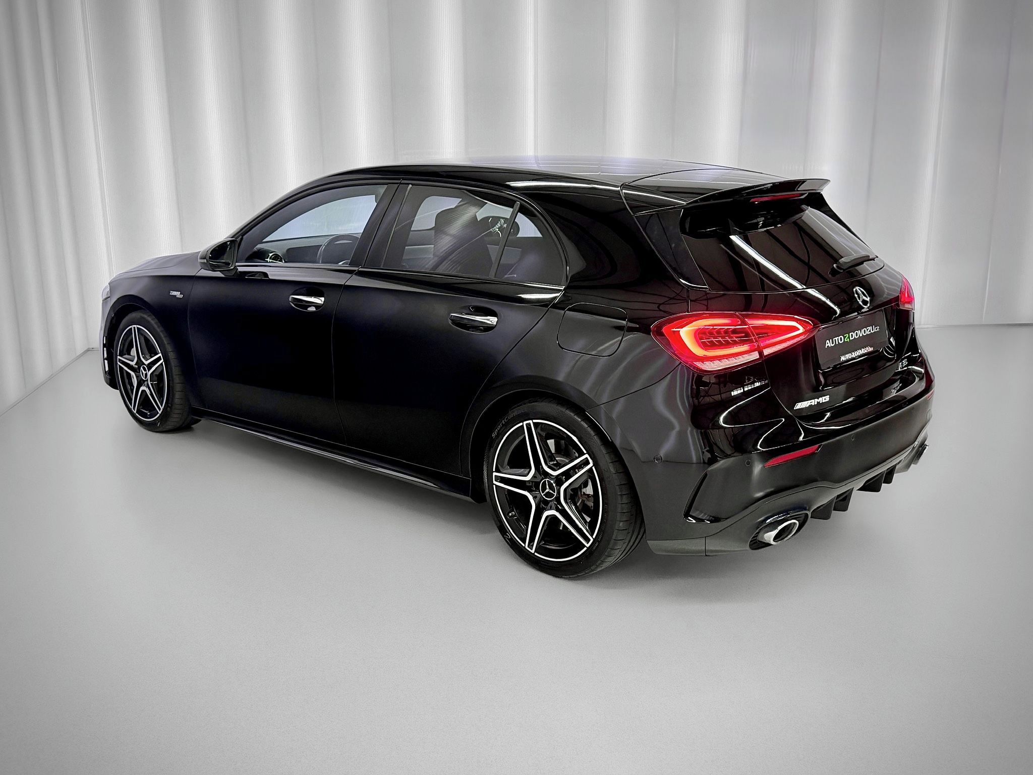 Mercedes-Benz Třídy A, TURBO 4MATIC, BURMESTER, KEYLE - fotka 5