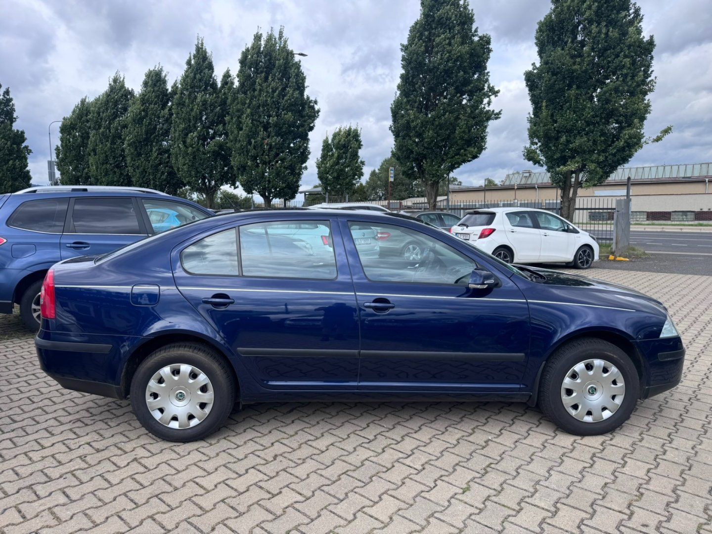 Škoda Octavia, 1,6 MPI 75 KW NOVÁ STK - fotka 6