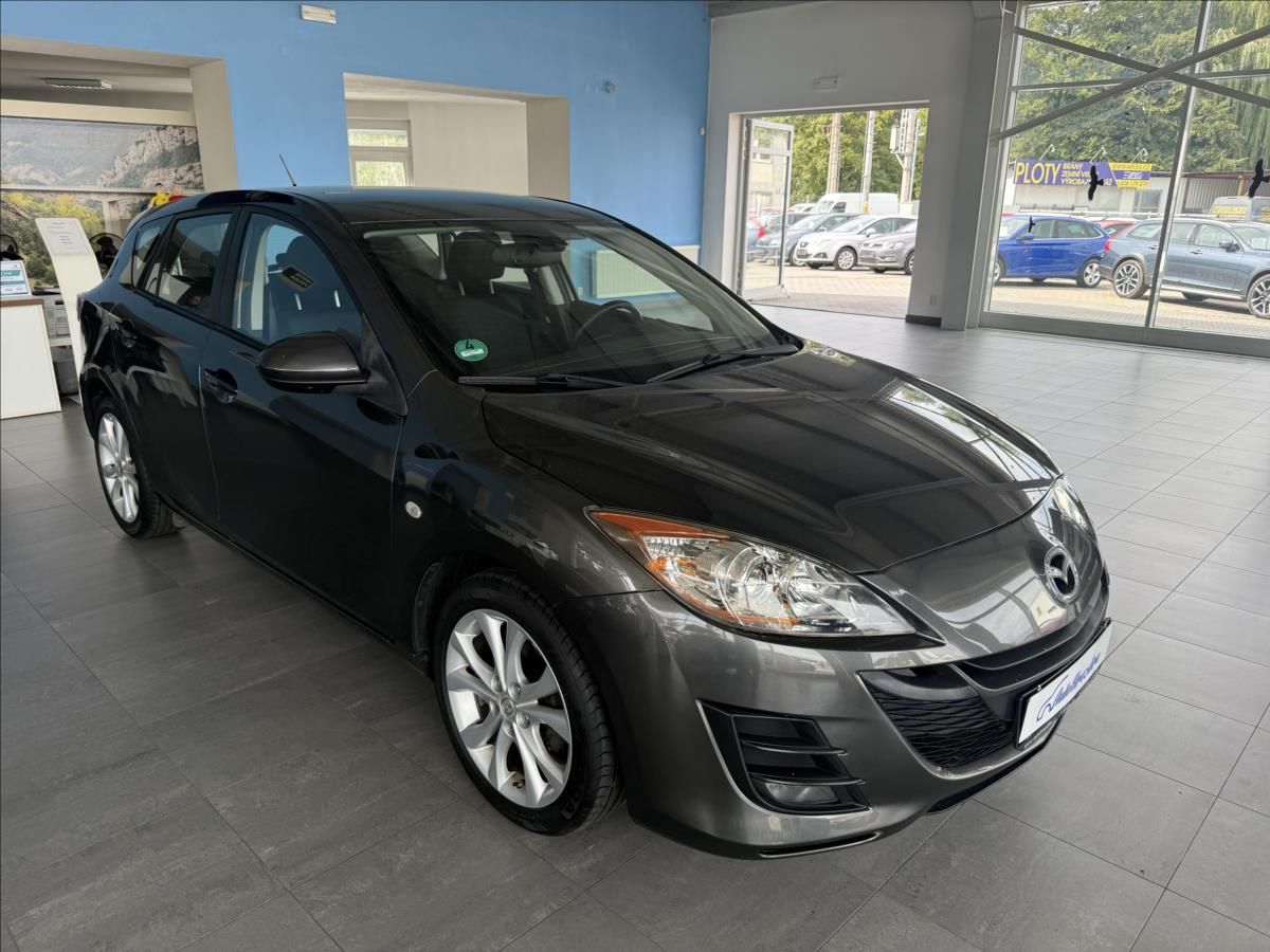 Mazda 3, 1,6   77kw VÝHŘEV,RVM,AUT.KLIM