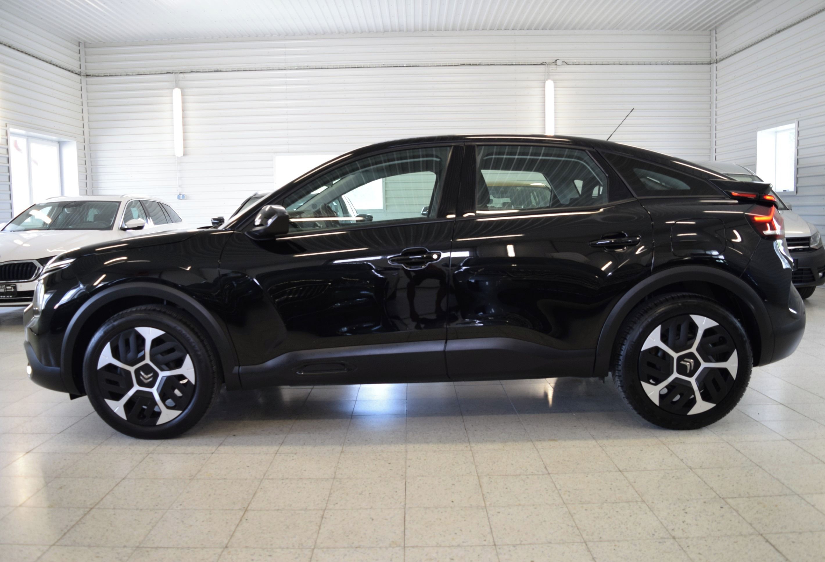 Citroën C4, 1.2 PURETECH FEEL-DPH - fotka 2