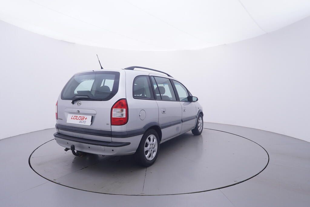Opel Zafira, 1.8 16V 92 kW - fotka 5