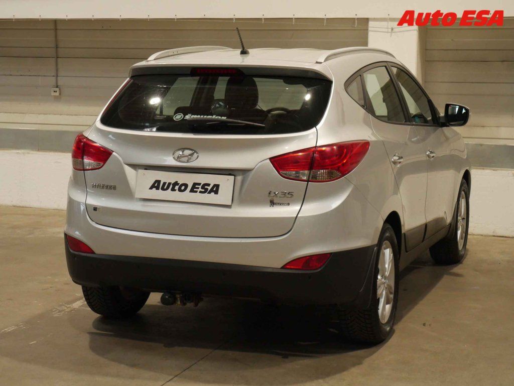 Hyundai ix35, 1.6GDi,ČR,AC,park.čidla - fotka 6