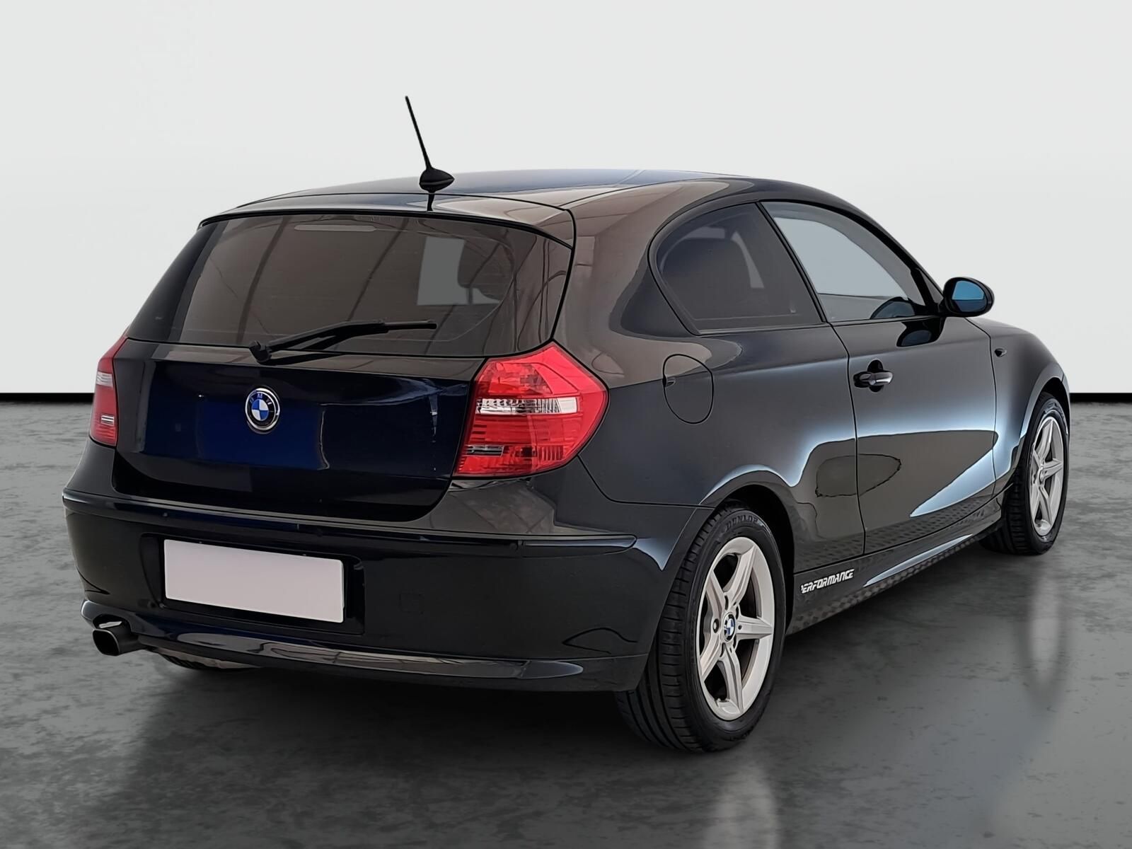 BMW Řada 1, 118i, Serv.kniha - fotka 5