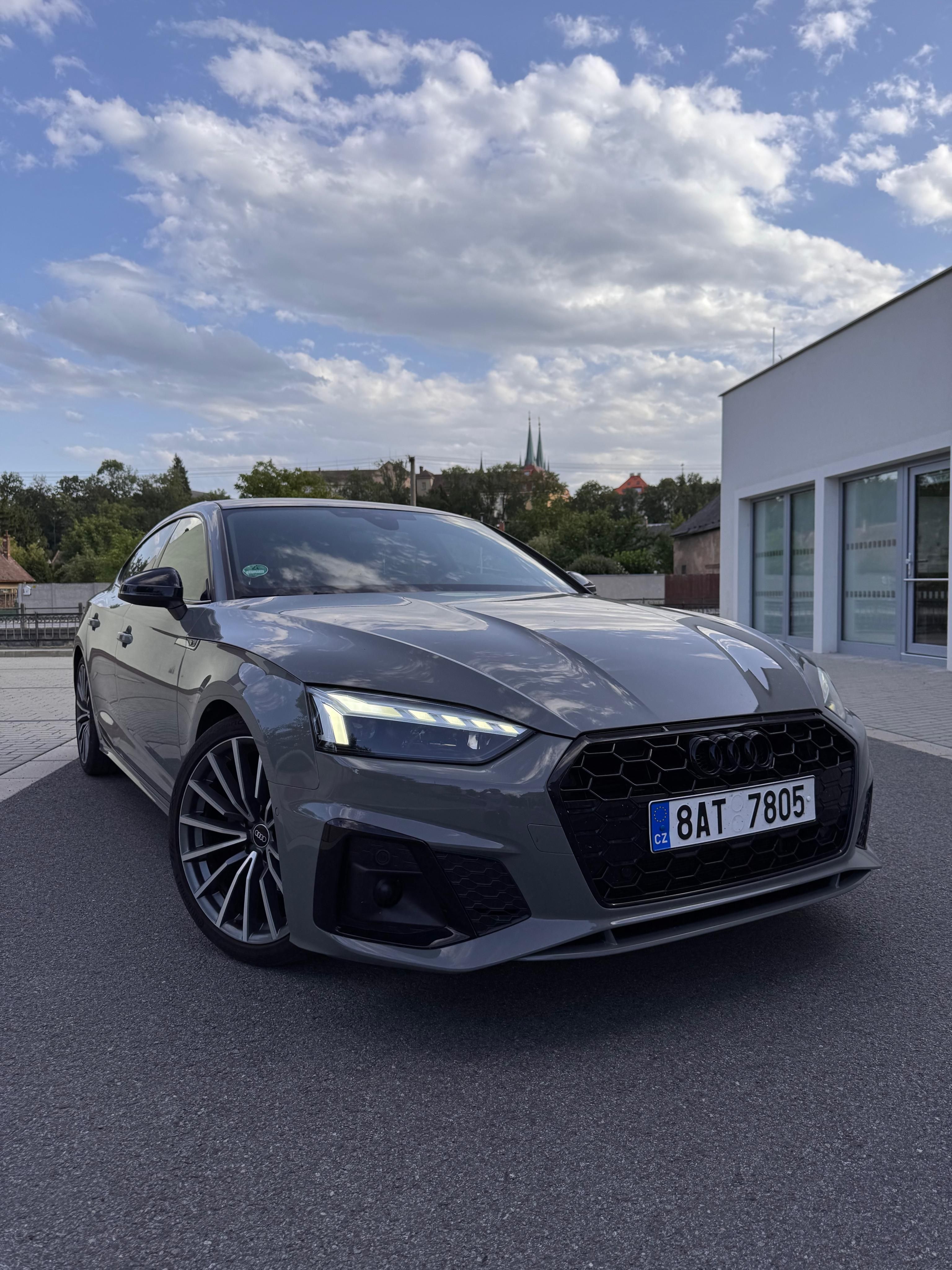 Audi A5, Audi A5 35TDI Sline