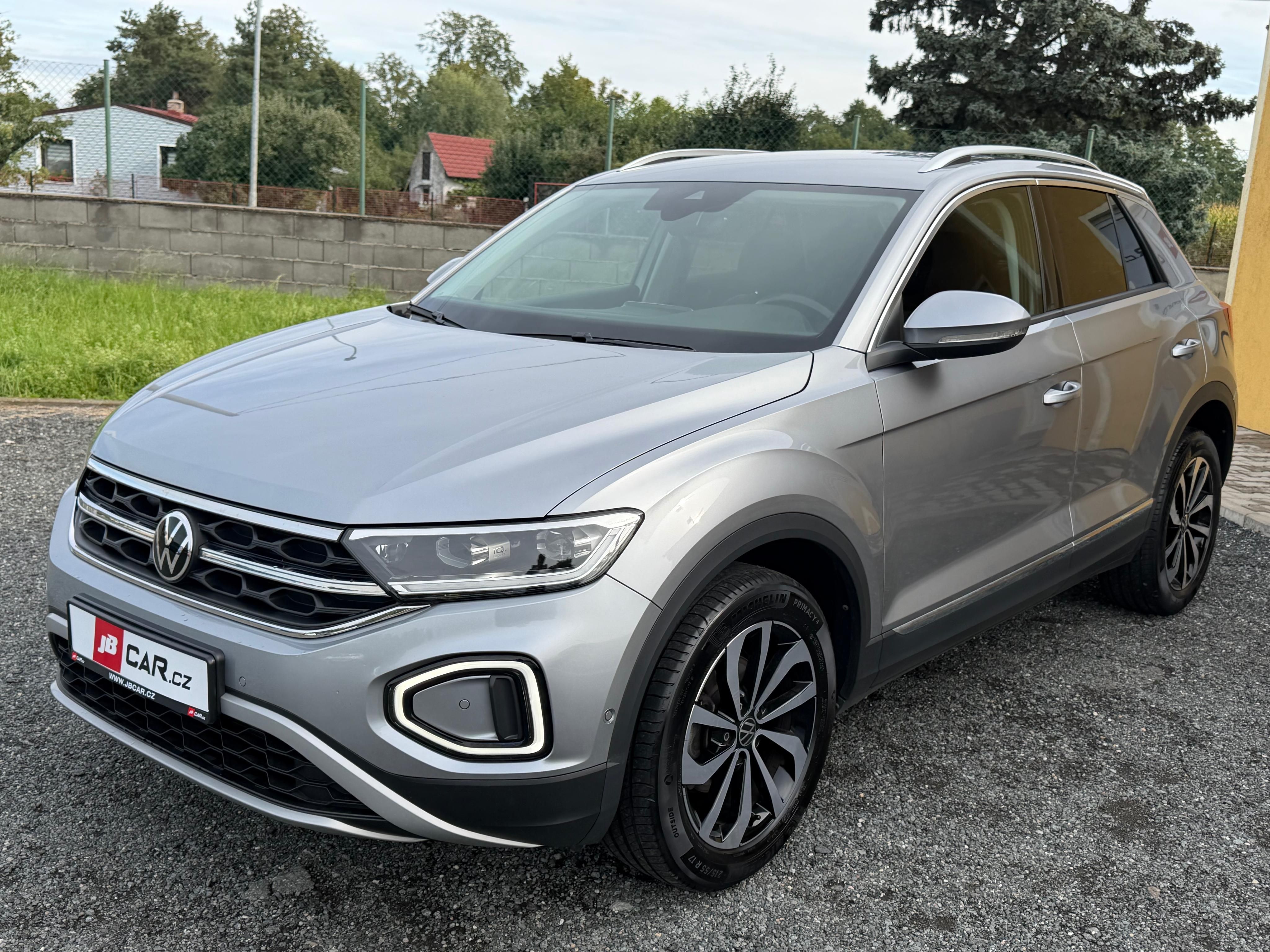 Volkswagen T-Roc, 1.5 TSI 110KW STYLE DPH 1.MAJ - fotka 5