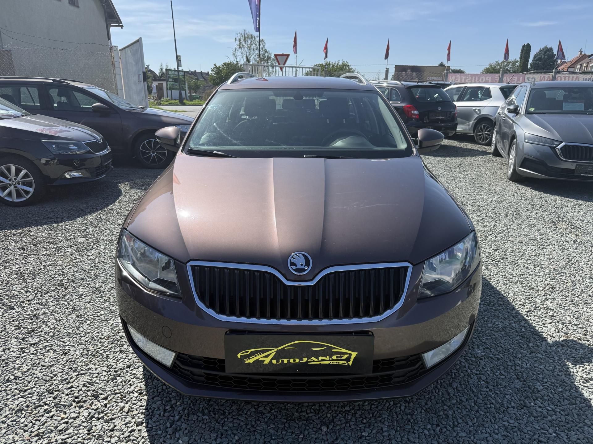 Škoda Octavia, 2.0 TDI STYLE - fotka 2