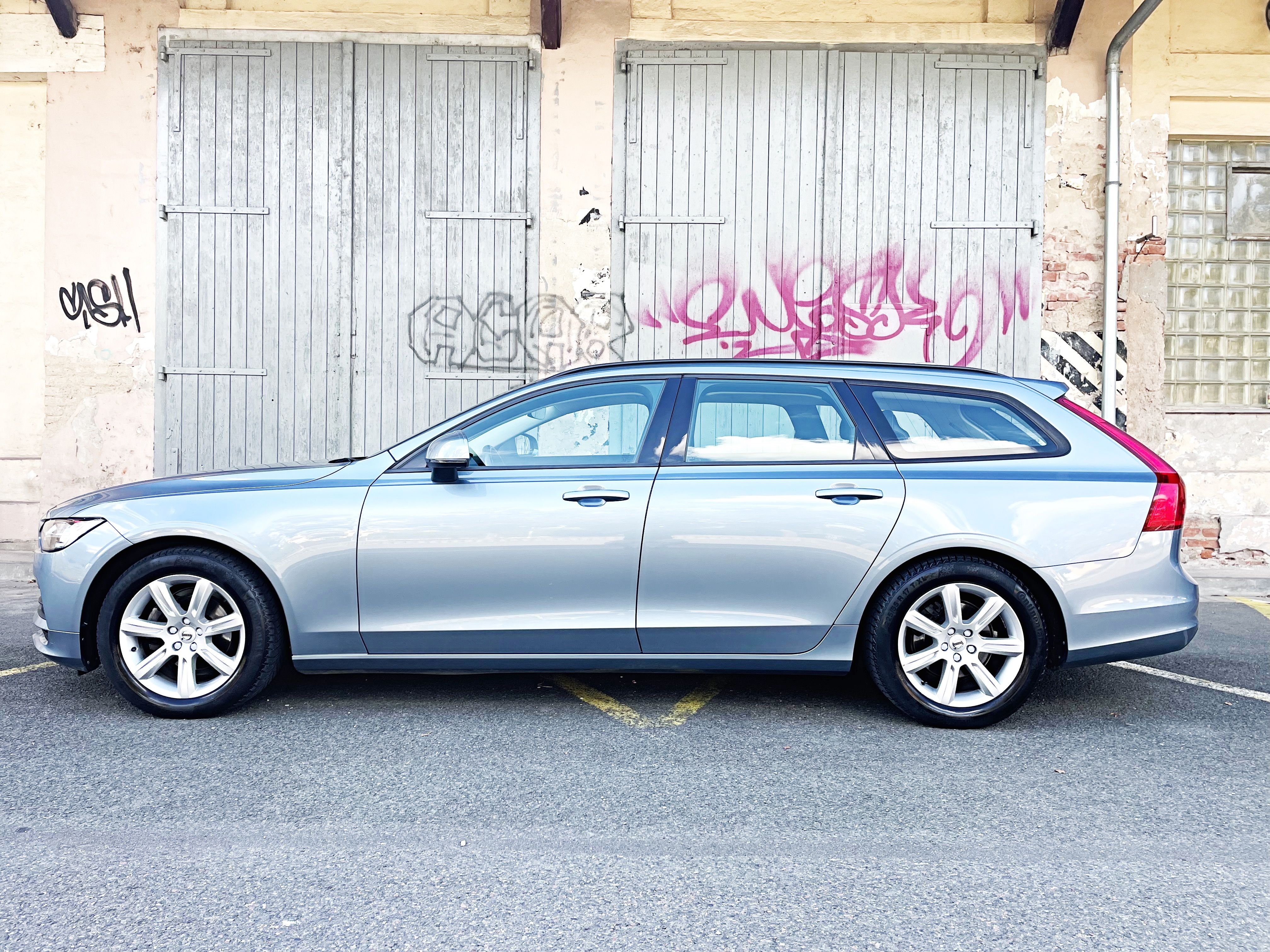 Volvo V90, KINNETIC 2.0D 140KW ROZVODY! - fotka 4
