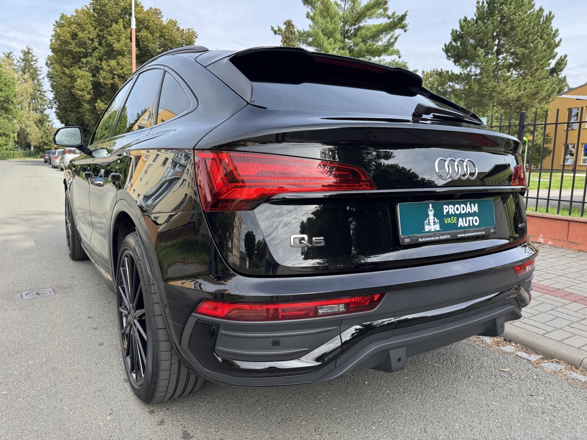 Audi Q5, 40TFSi S-Line 1.majitel ČR - fotka 5