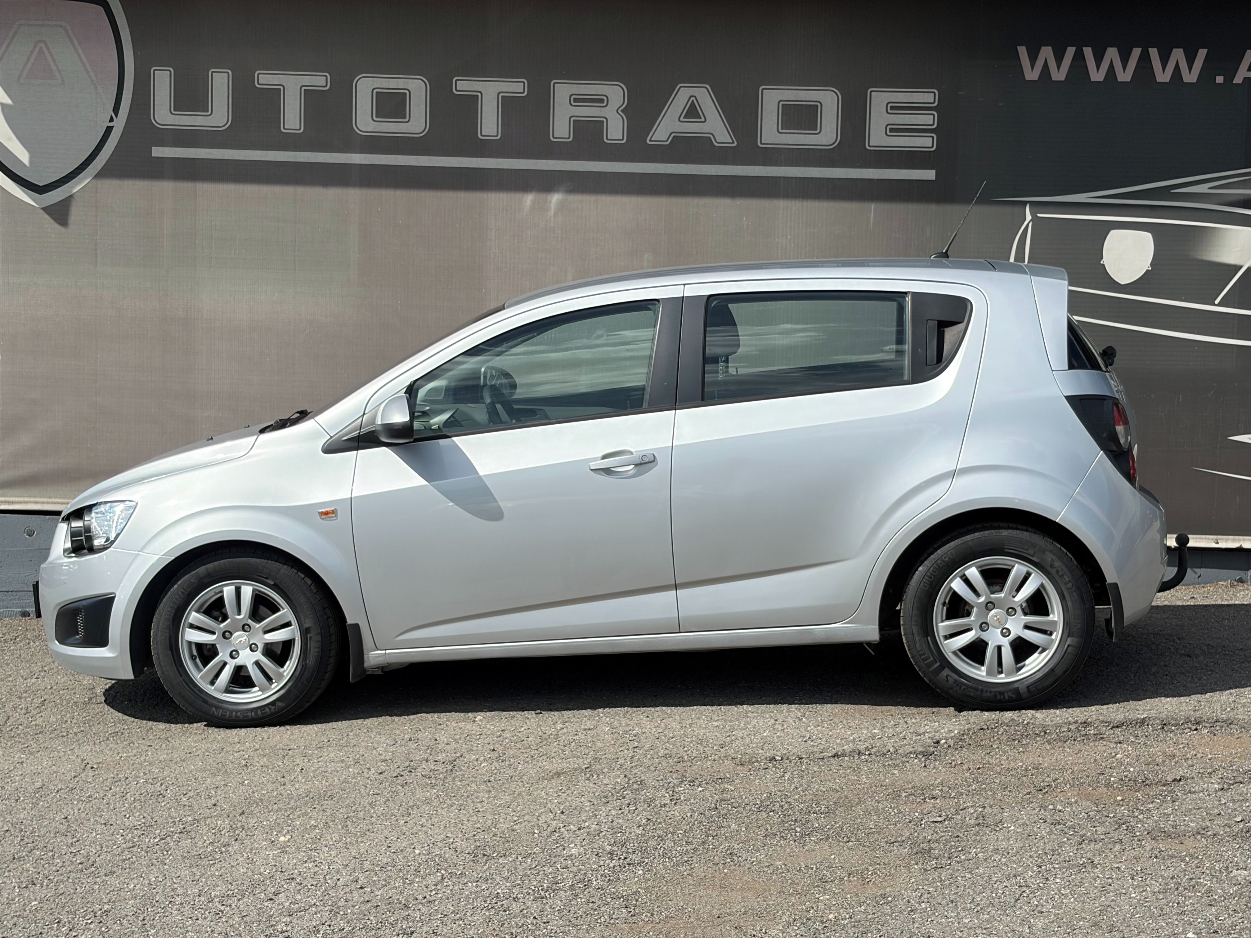 Chevrolet Aveo, 1.2i, 51kW, KLIMA, Tažné - fotka 2
