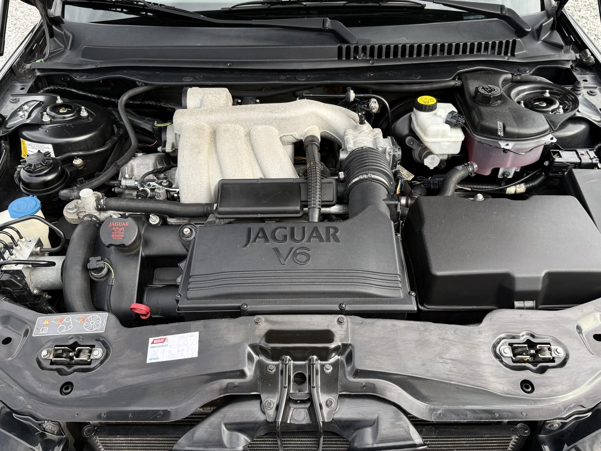 Jaguar X-Type, 3,0 V6 4x4 Kombi Navi Automat - fotka 6