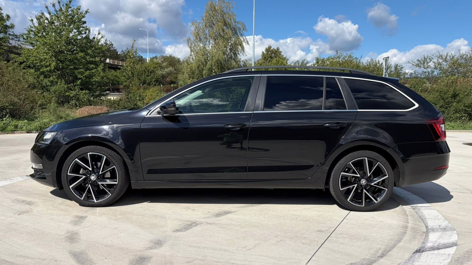 Škoda Octavia, SportLine DSG 2,0 TDI - fotka 4