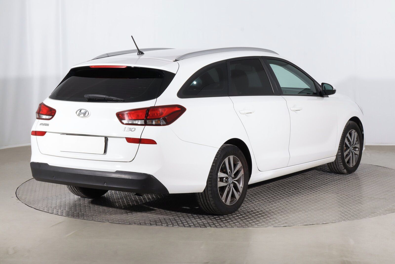 Hyundai i30, 1.6 CRDi, Serv.kniha - fotka 5